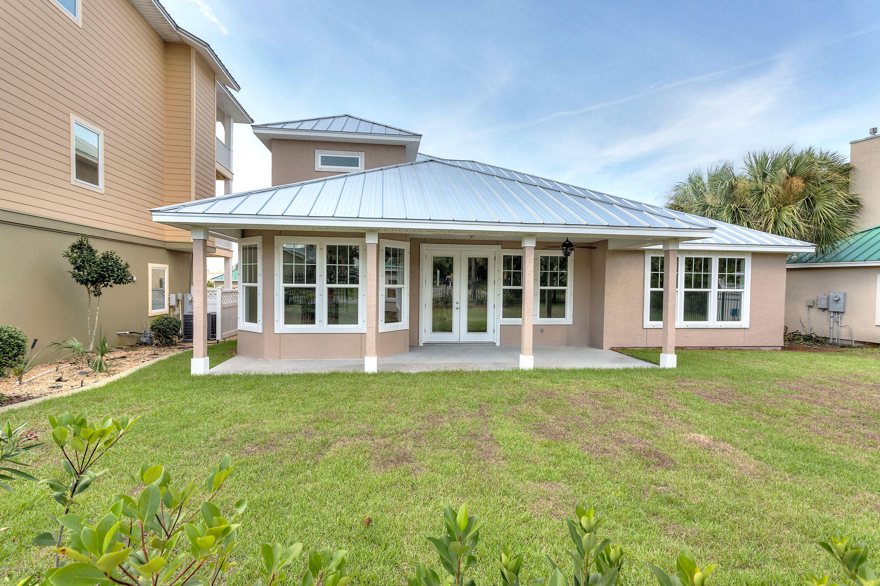 Lakes At Summer Breeze - Residential