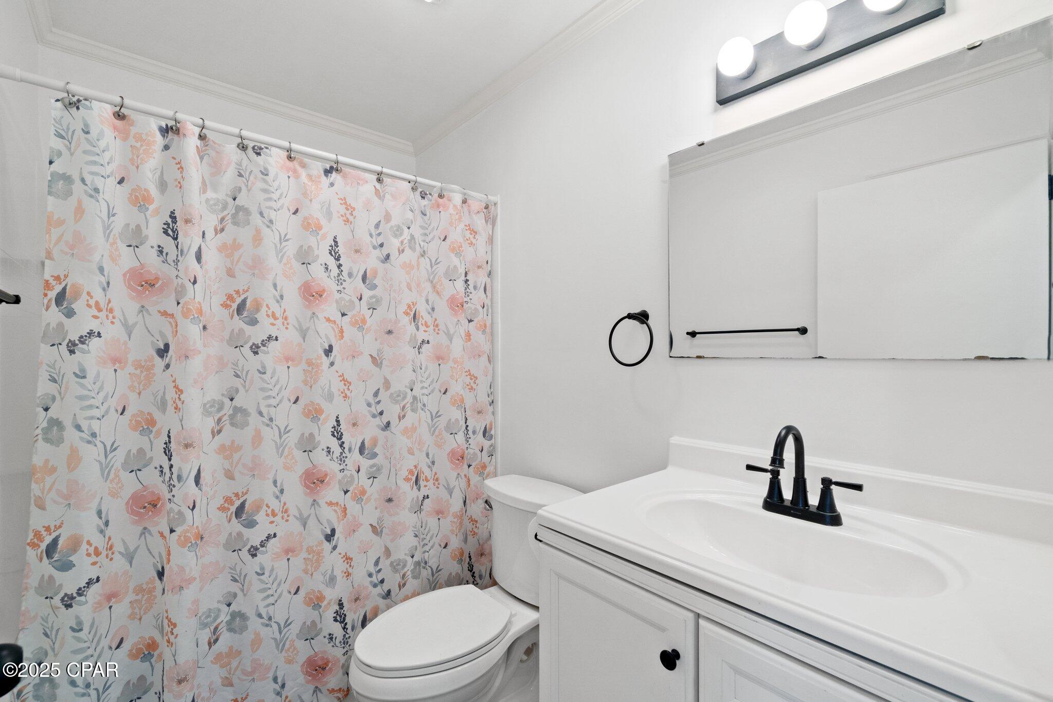 Hentz 1st Add Unit B - Residential