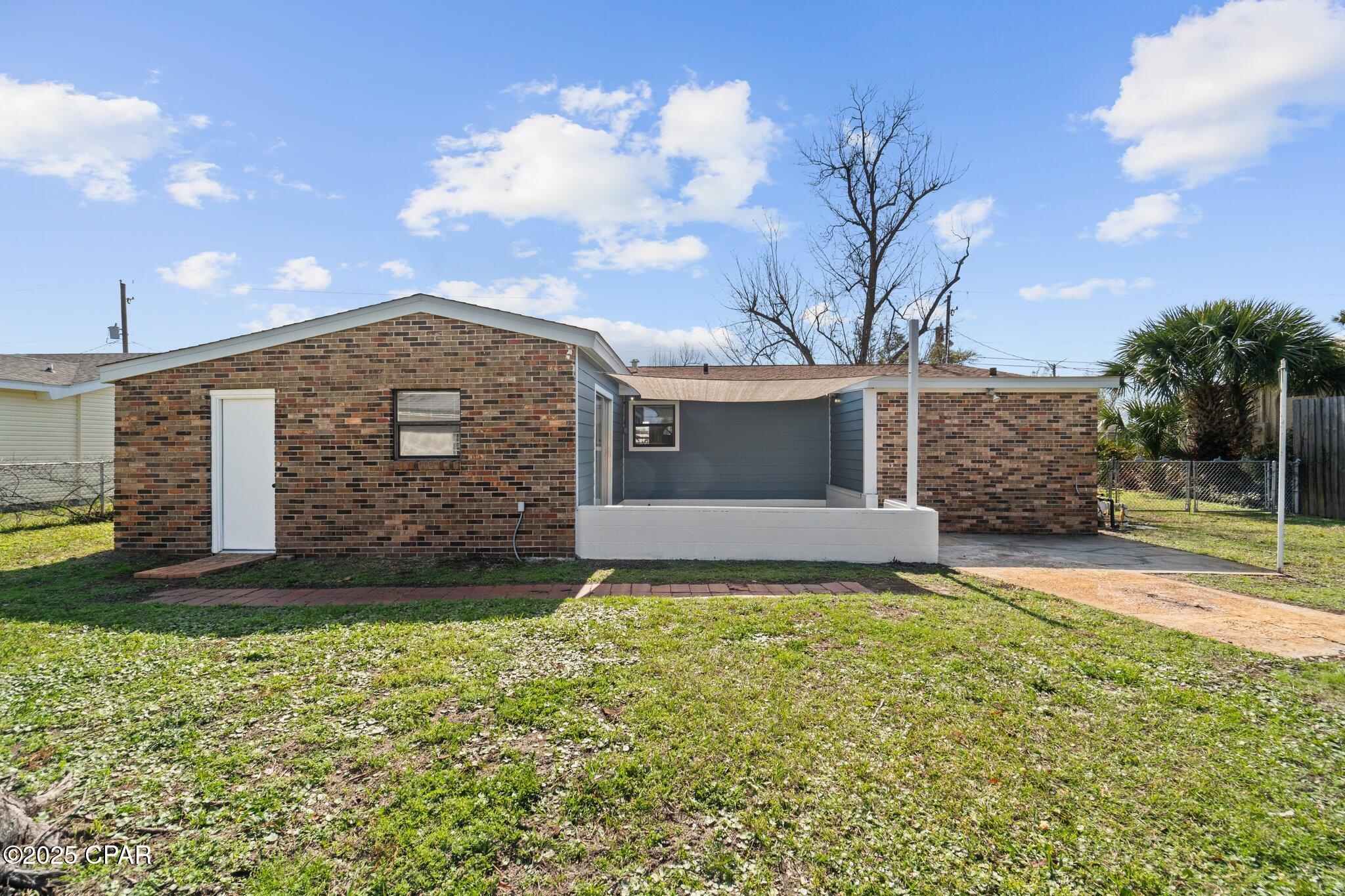 Hentz 1st Add Unit B - Residential