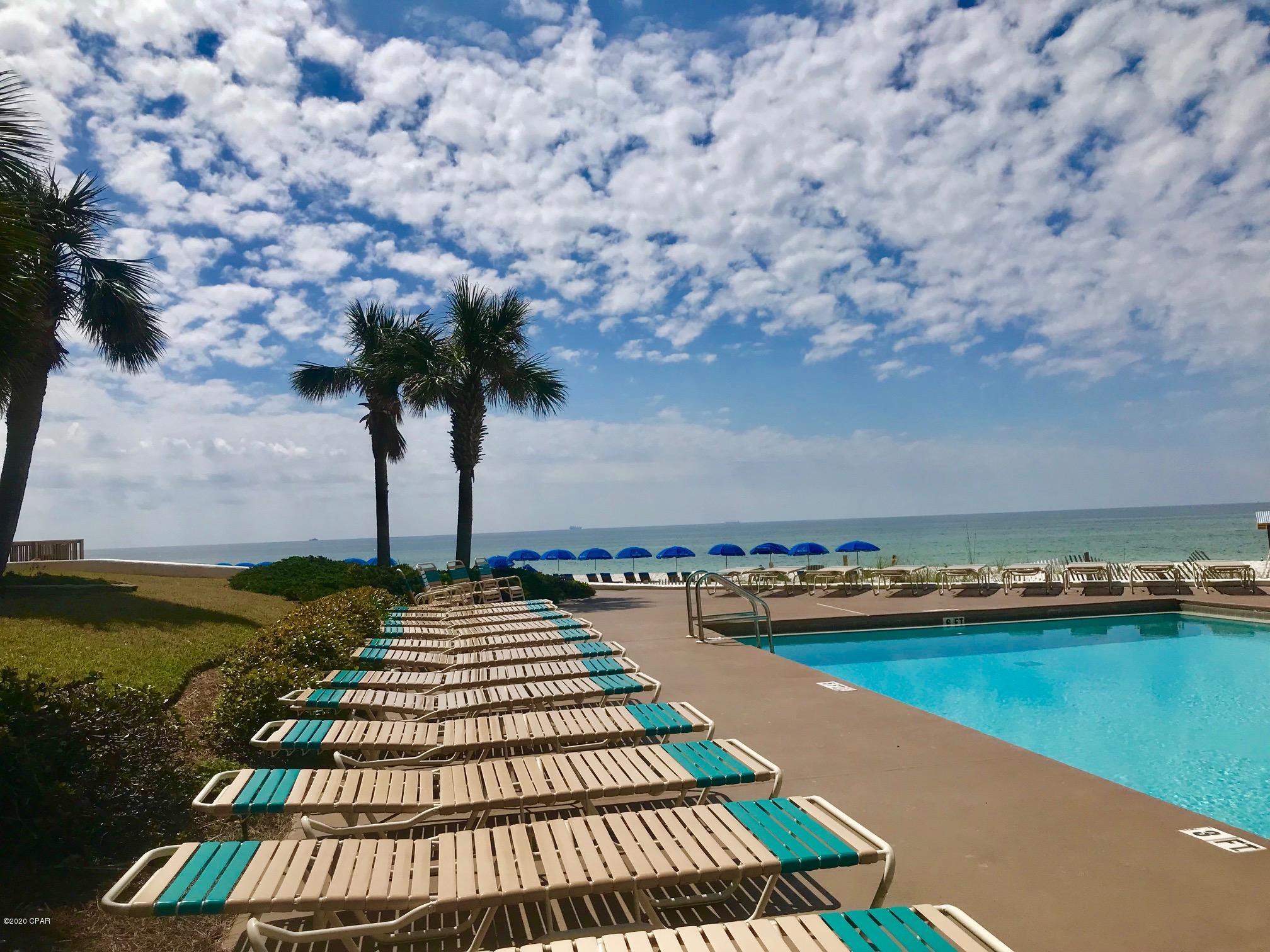 Pelican Walk - Residential