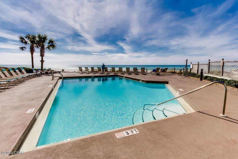 Pelican Walk - Residential