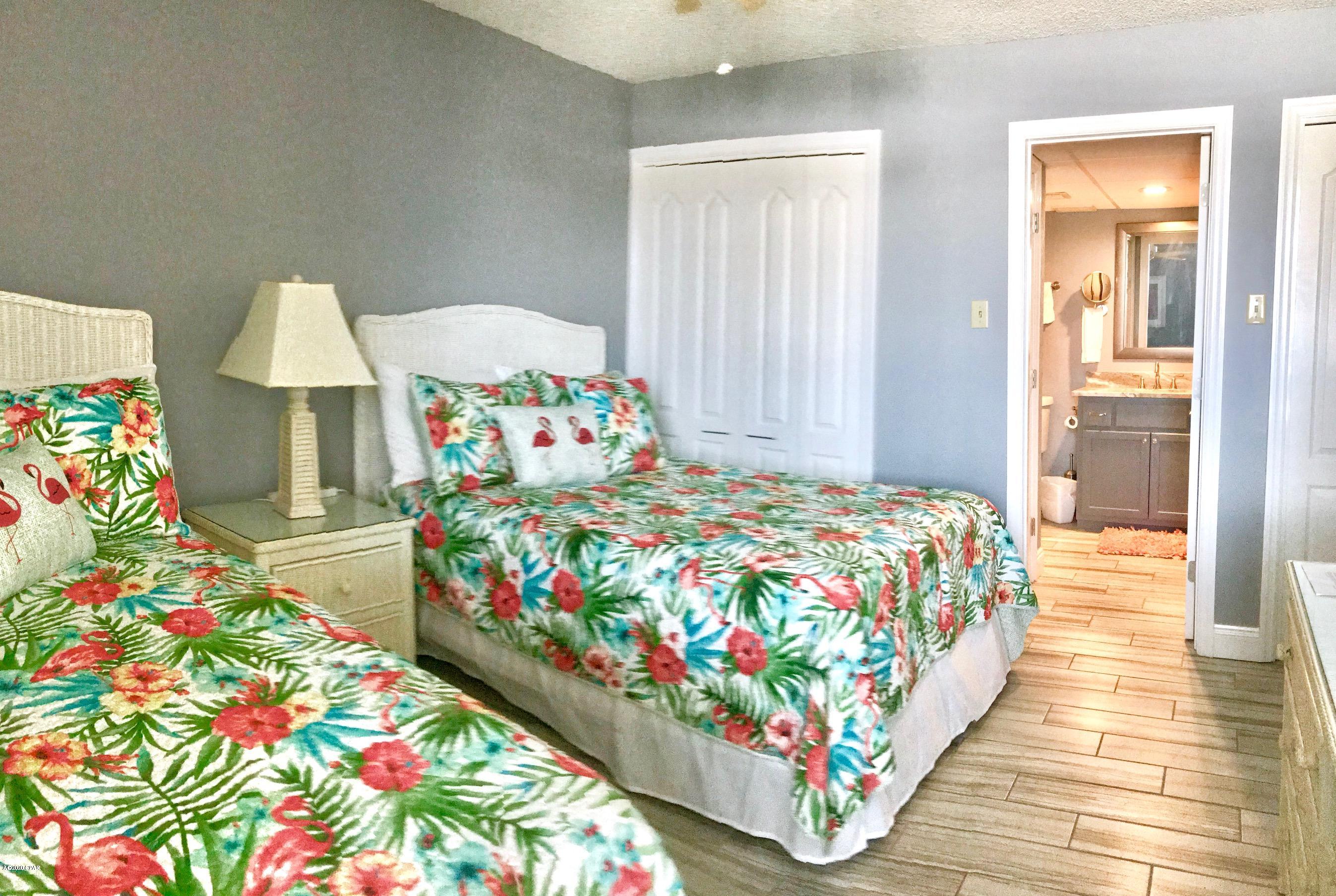 Pelican Walk - Residential