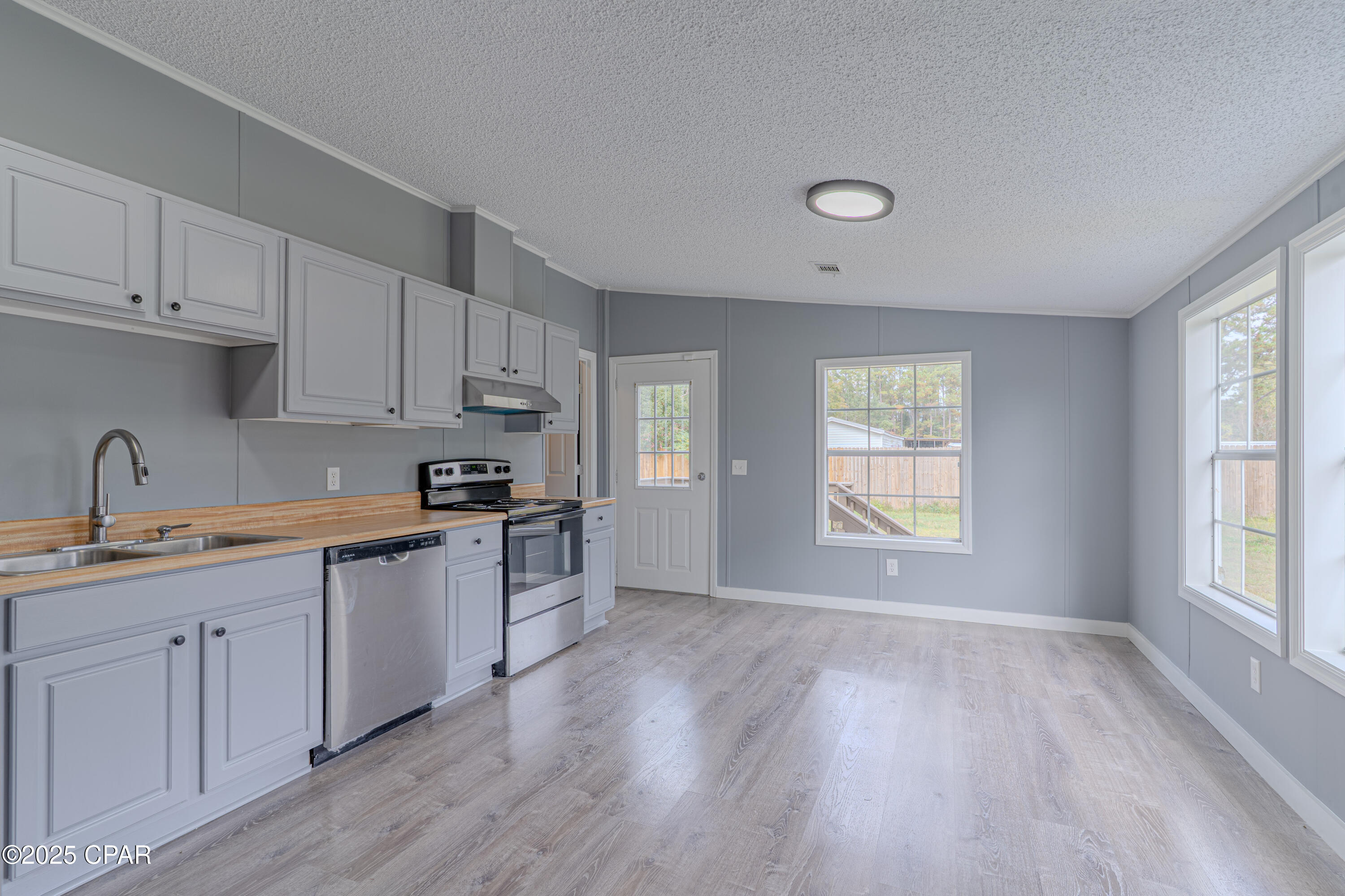 Red Bull Island - Residential