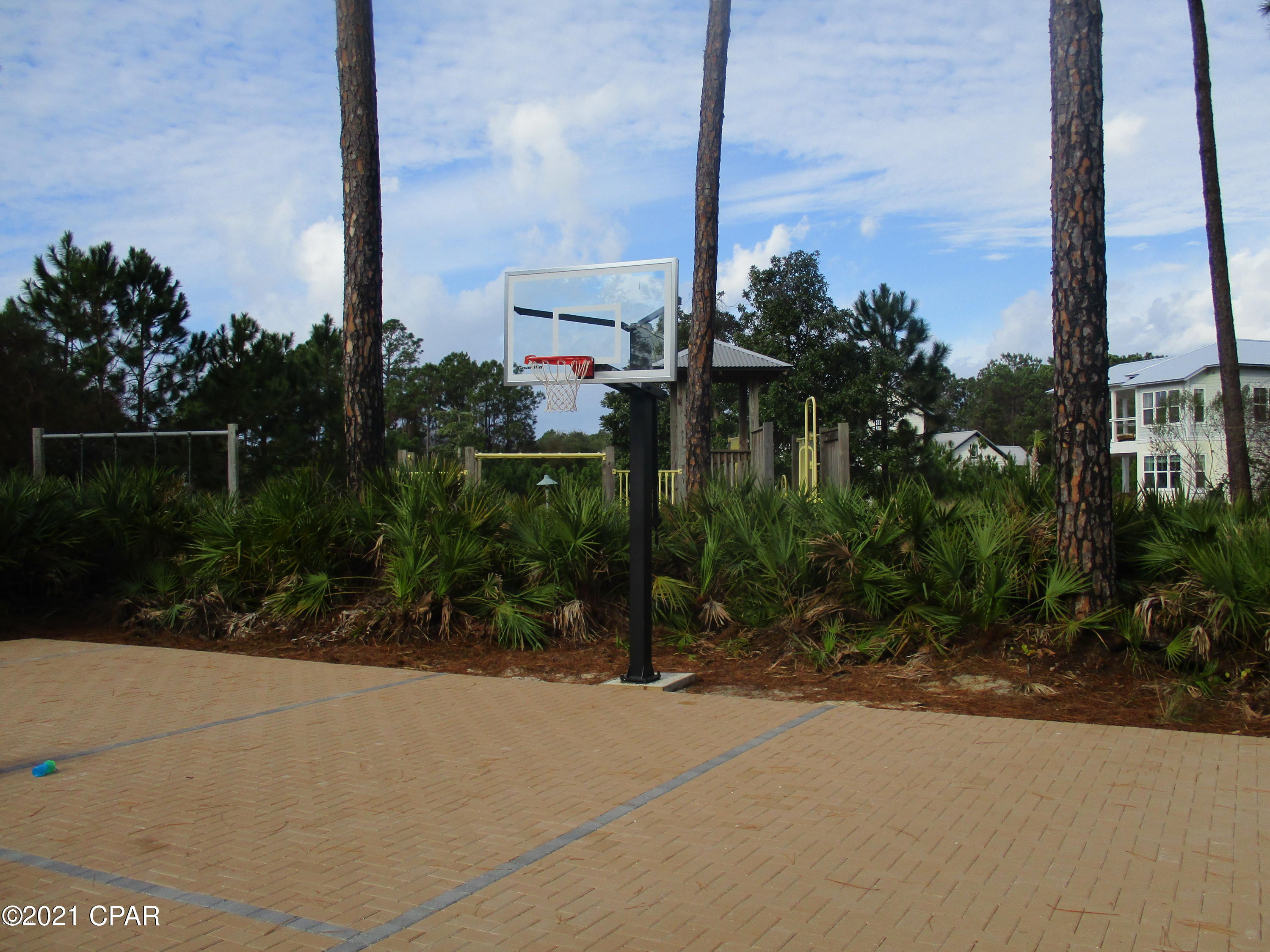 Martinique Phase II - Land