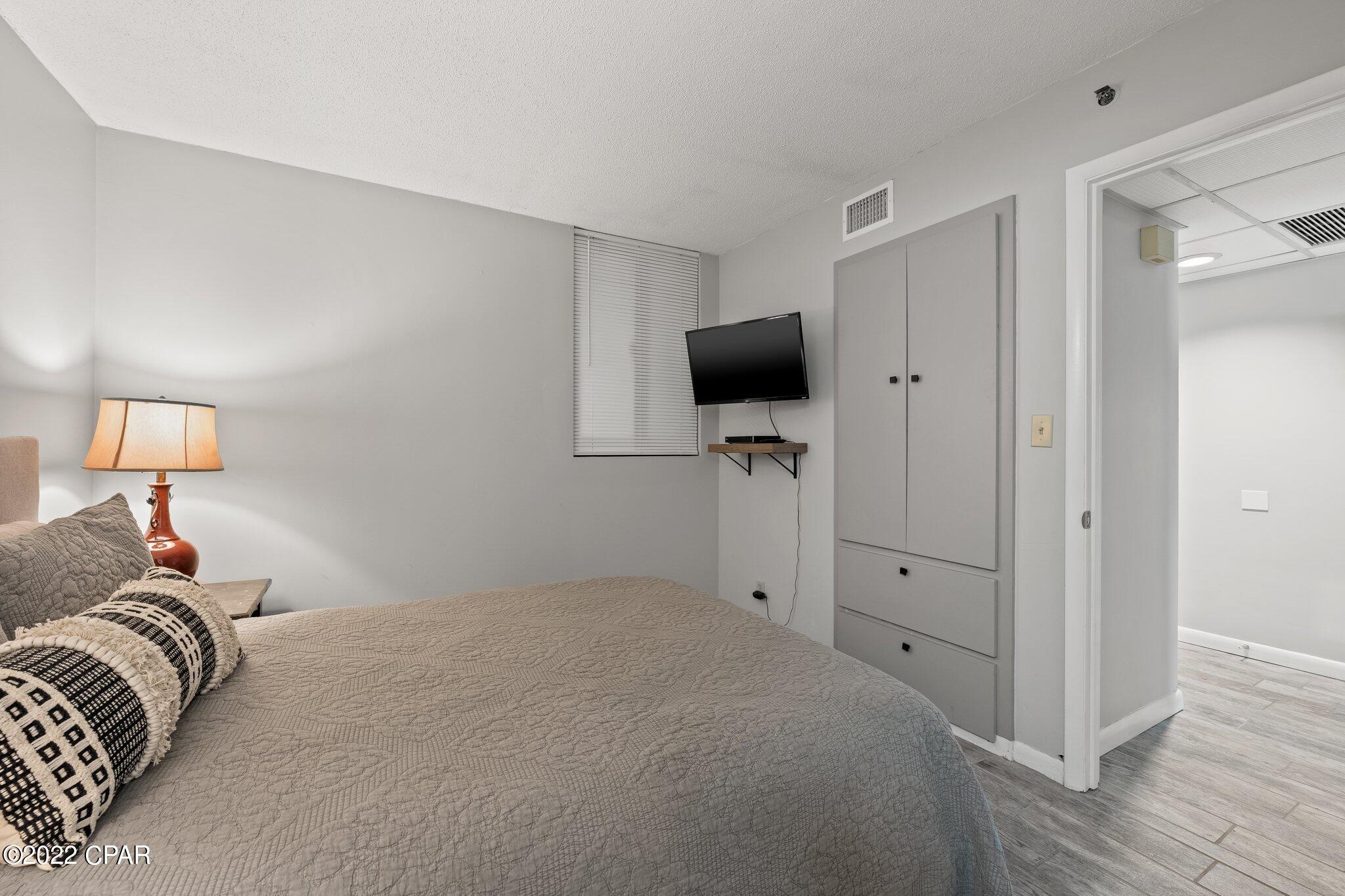 Sunbird Condo - Residential