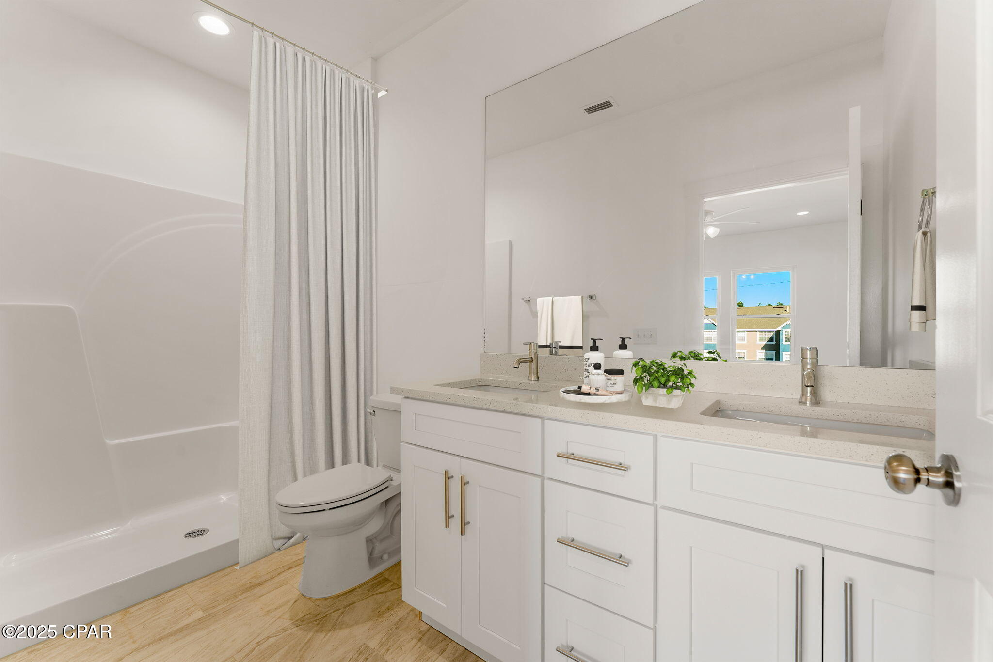 [No Recorded Subdiv] - Residential Lease