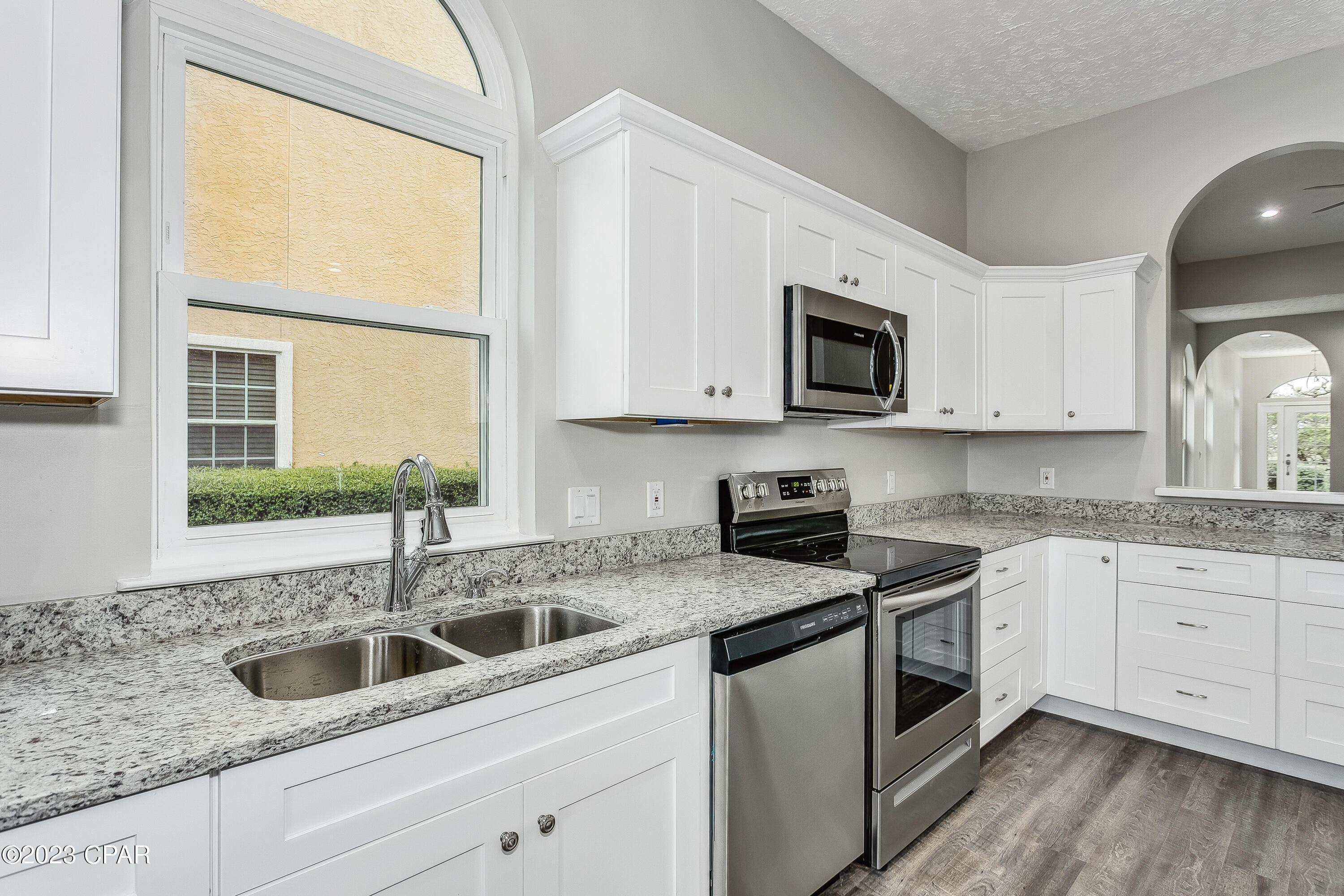 Country Club Harbour Estates - Residential