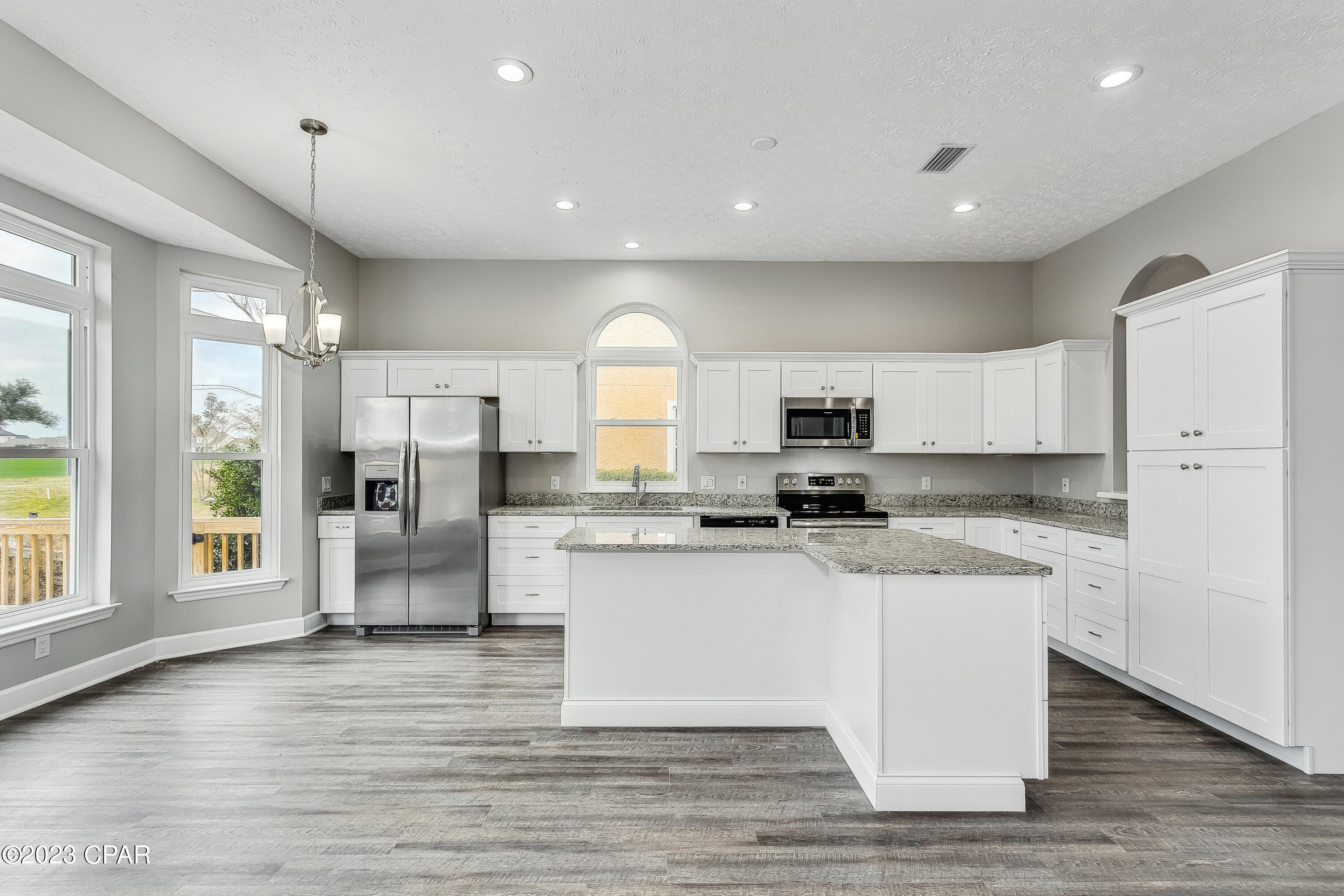 Country Club Harbour Estates - Residential