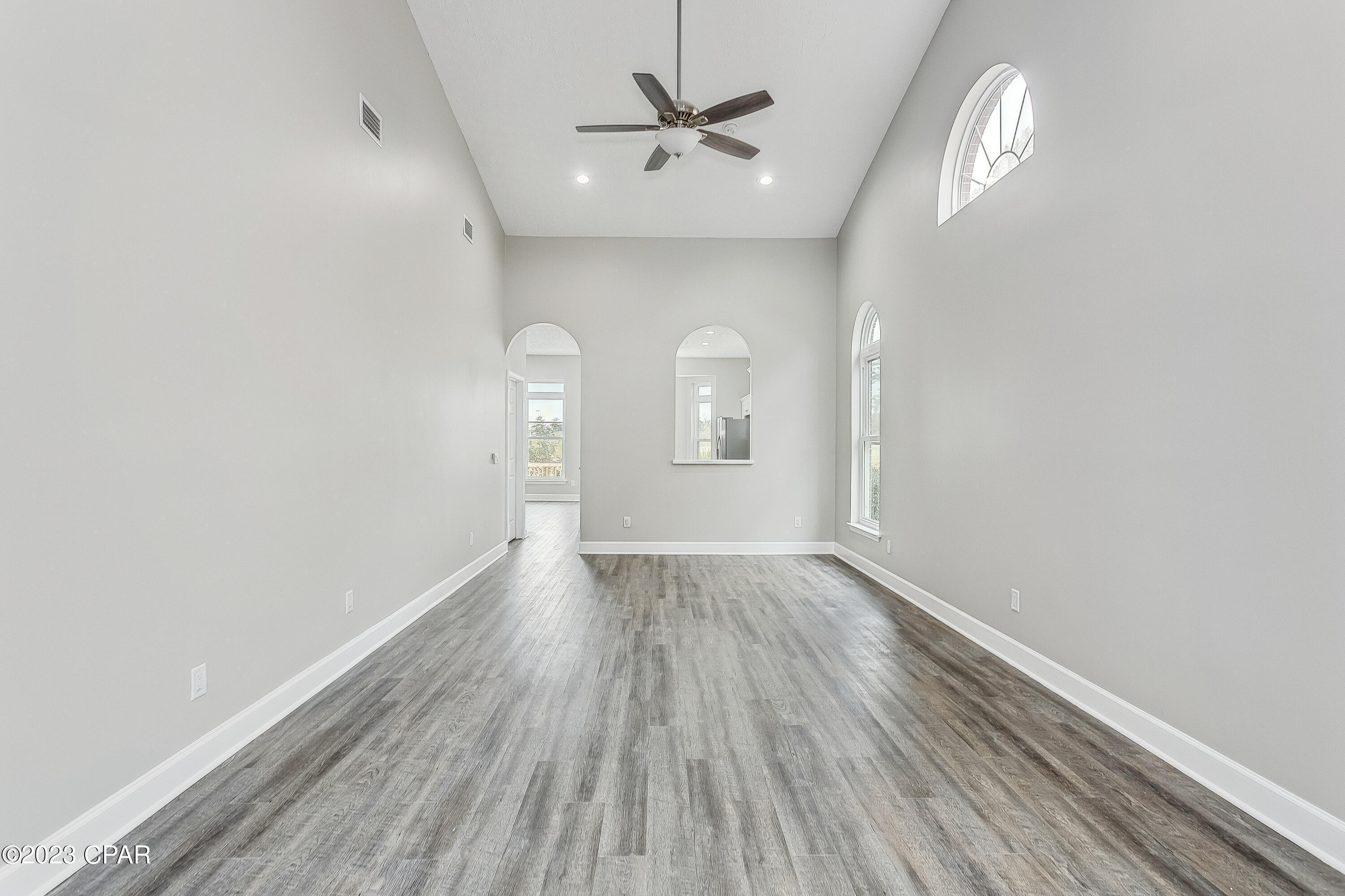 Country Club Harbour Estates - Residential