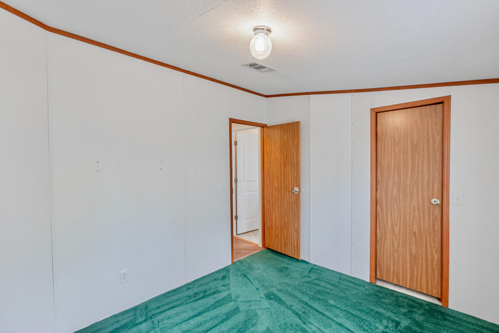 Burnt Mill Creek - Residential