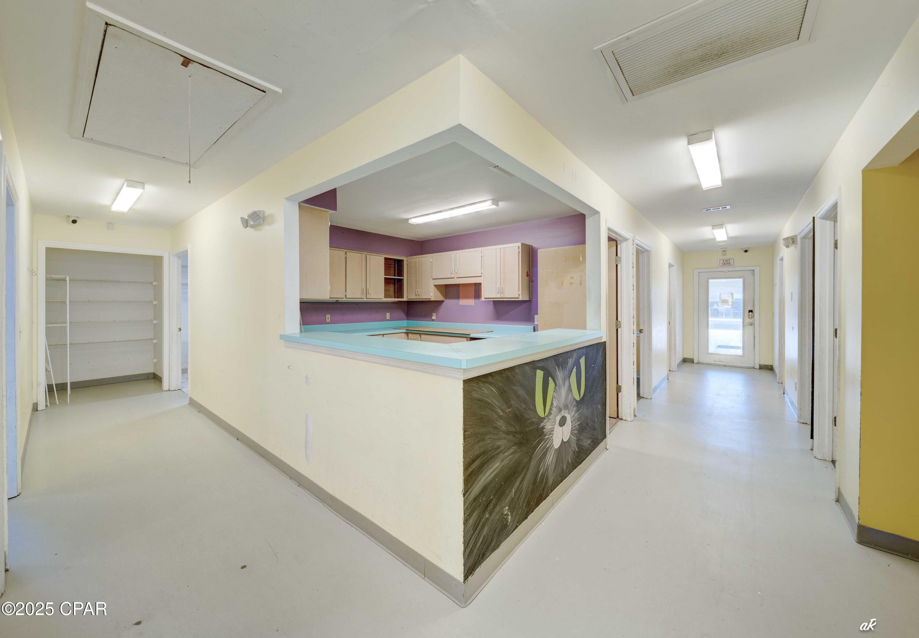 [No Recorded Subdiv] - Commercial Sale