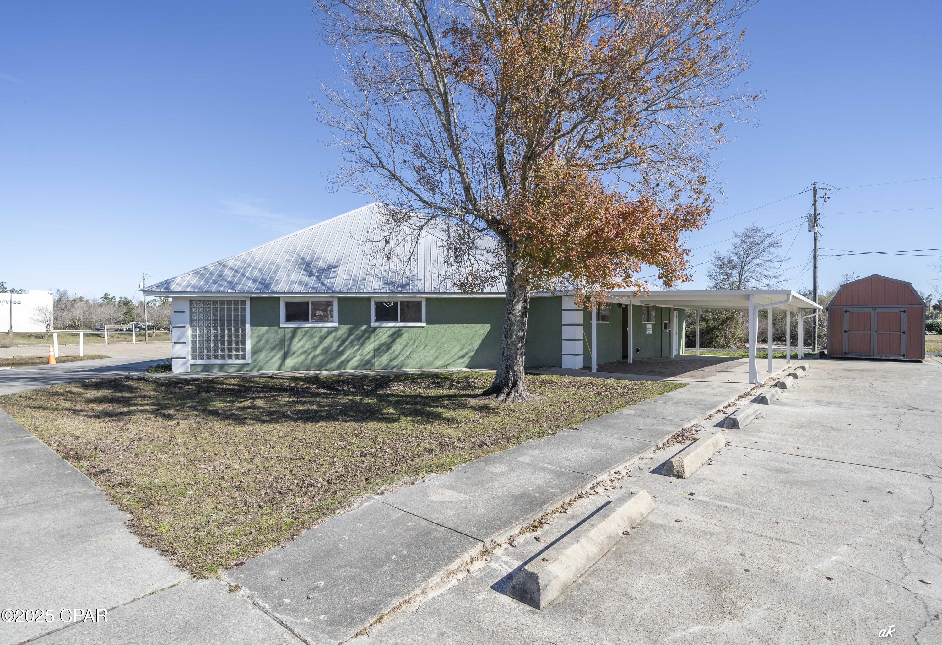 [No Recorded Subdiv] - Commercial Sale