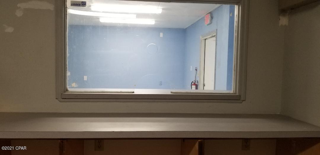 [No Recorded Subdiv] - Commercial Lease