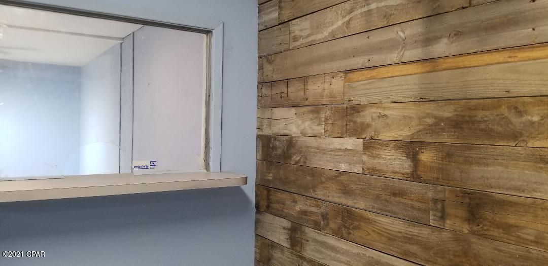 [No Recorded Subdiv] - Commercial Lease