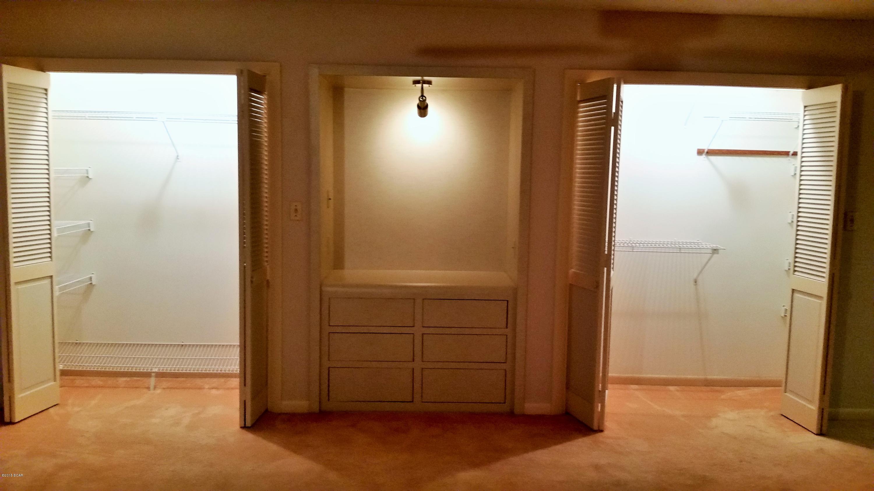 Kings Point Unit 5 - Residential