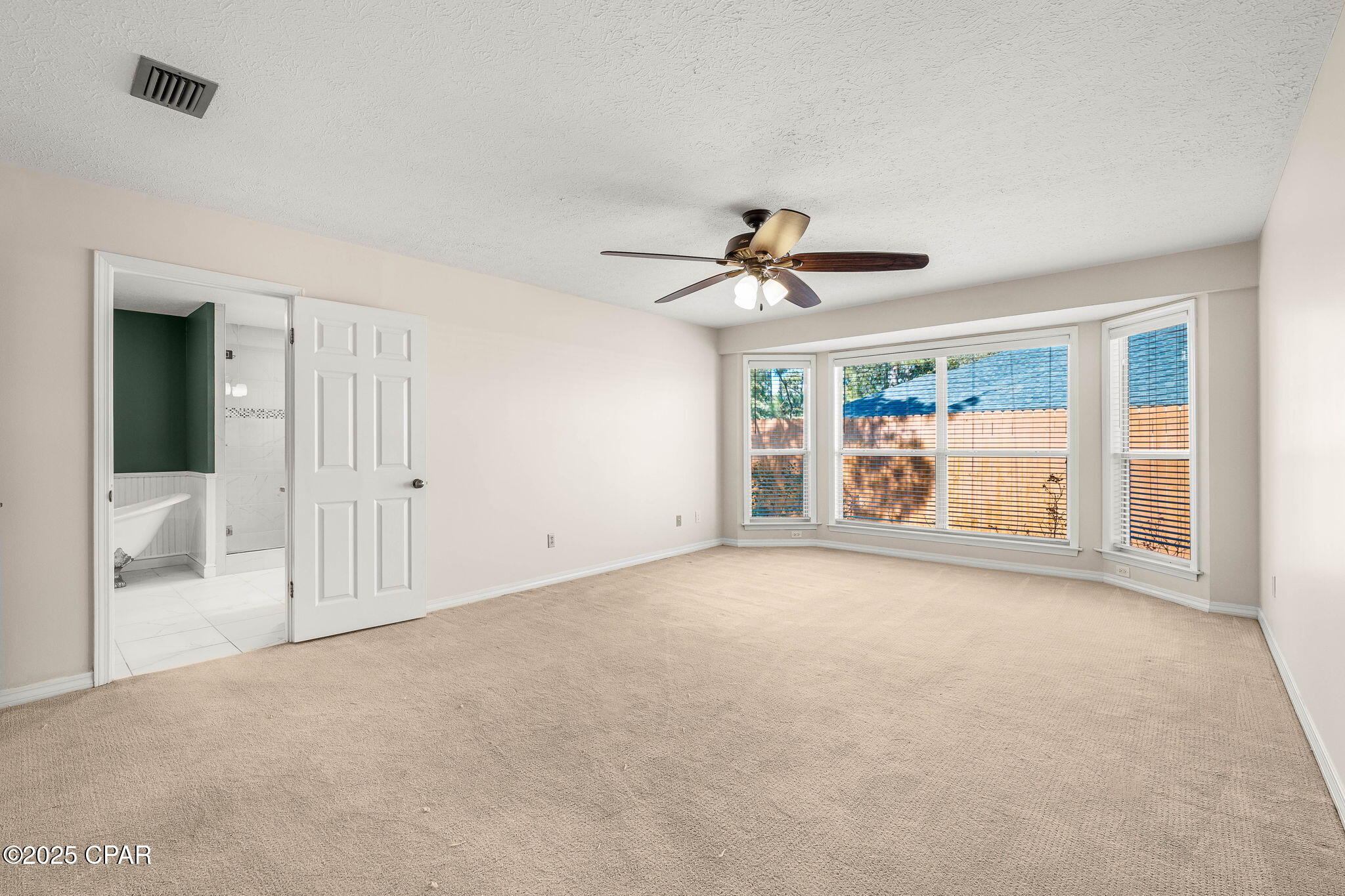 Colony Club Hrbr Ph 3 - Residential