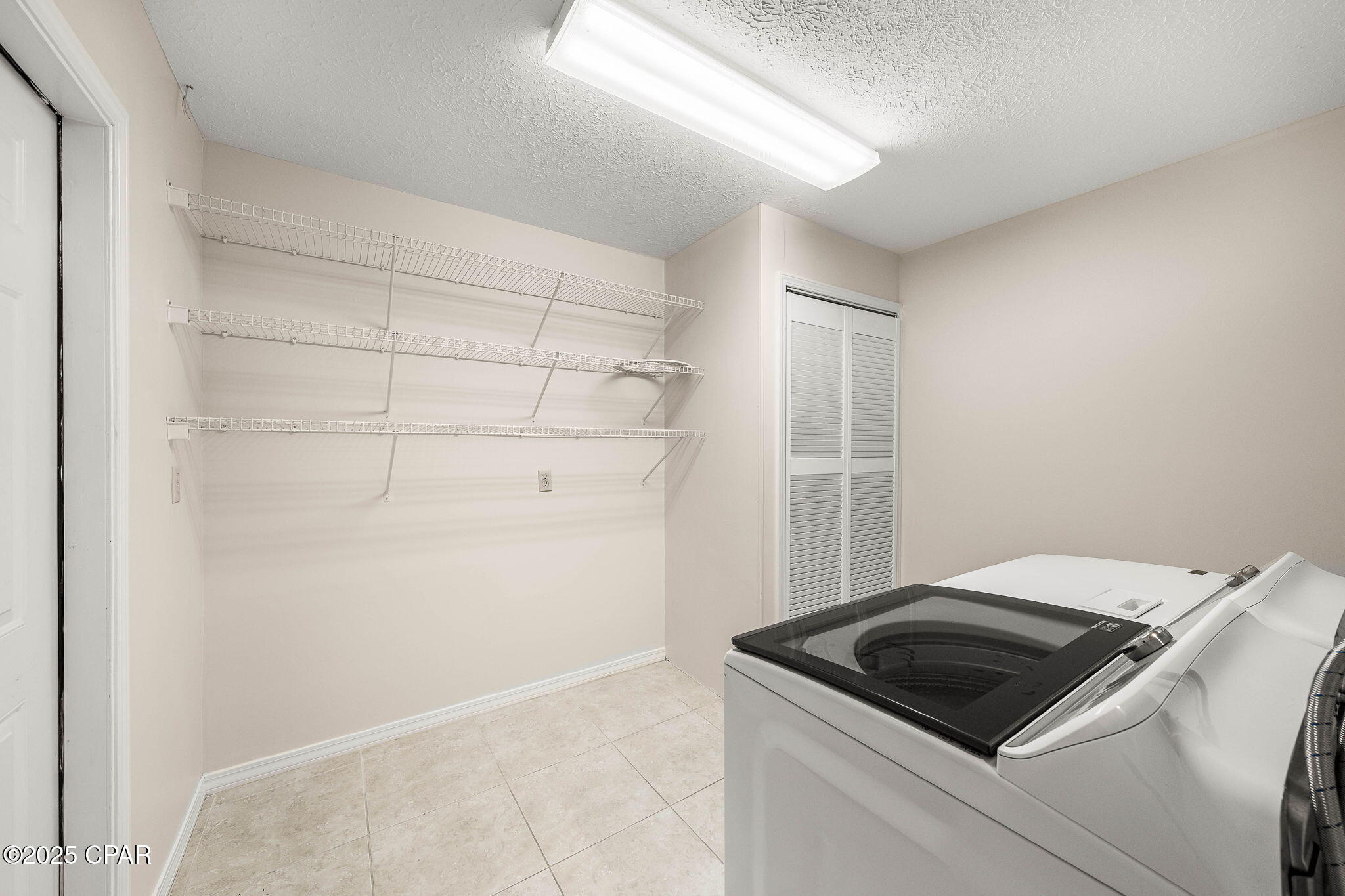 Colony Club Hrbr Ph 3 - Residential