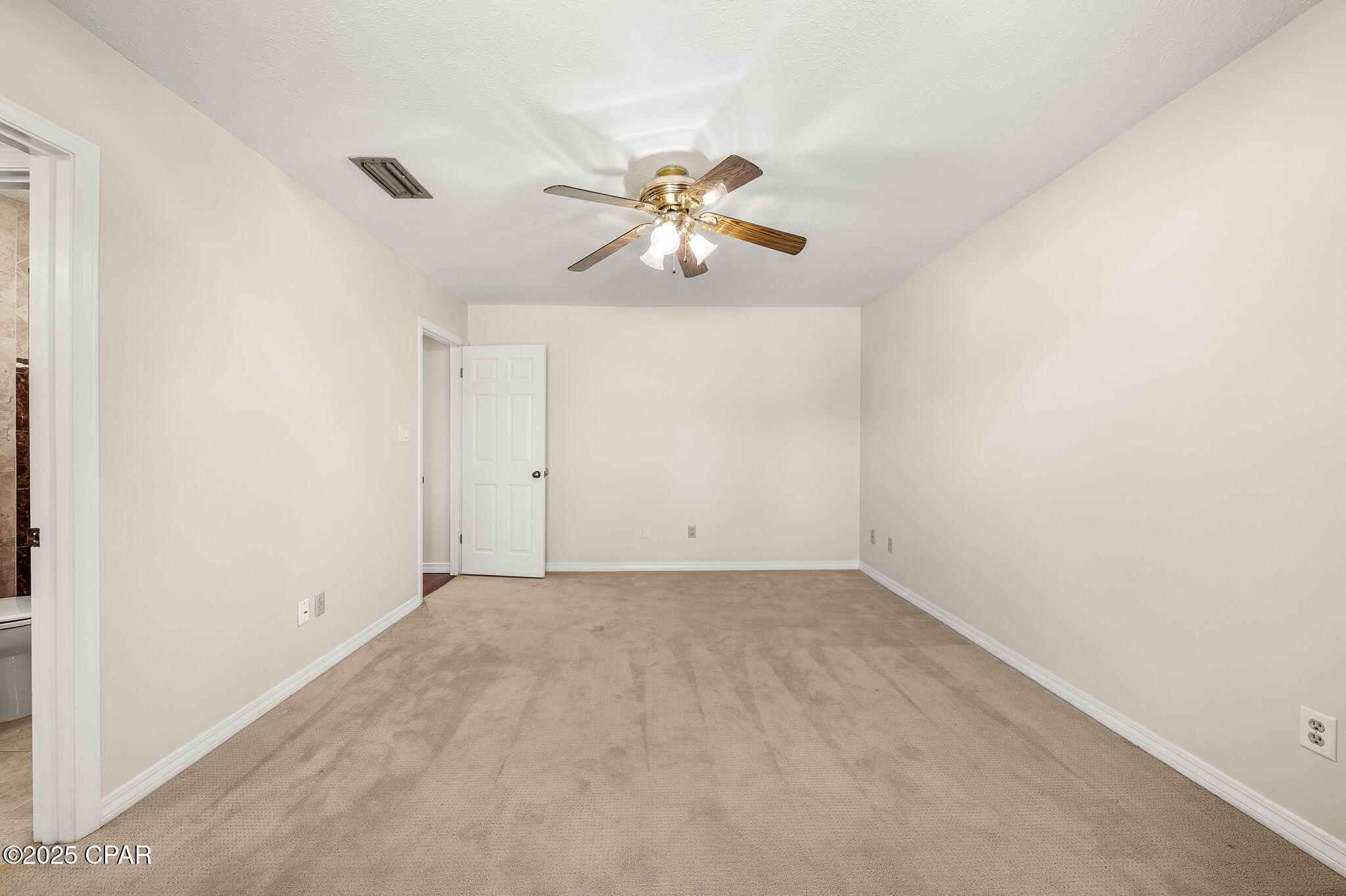 Colony Club Hrbr Ph 3 - Residential