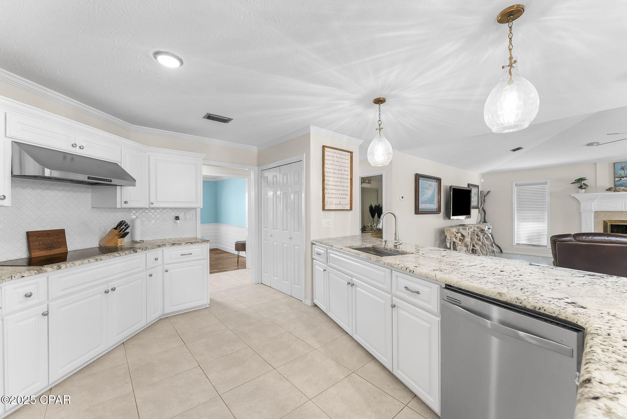 Colony Club Hrbr Ph 3 - Residential