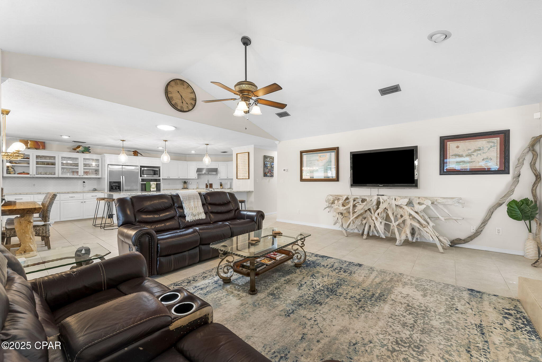 Colony Club Hrbr Ph 3 - Residential