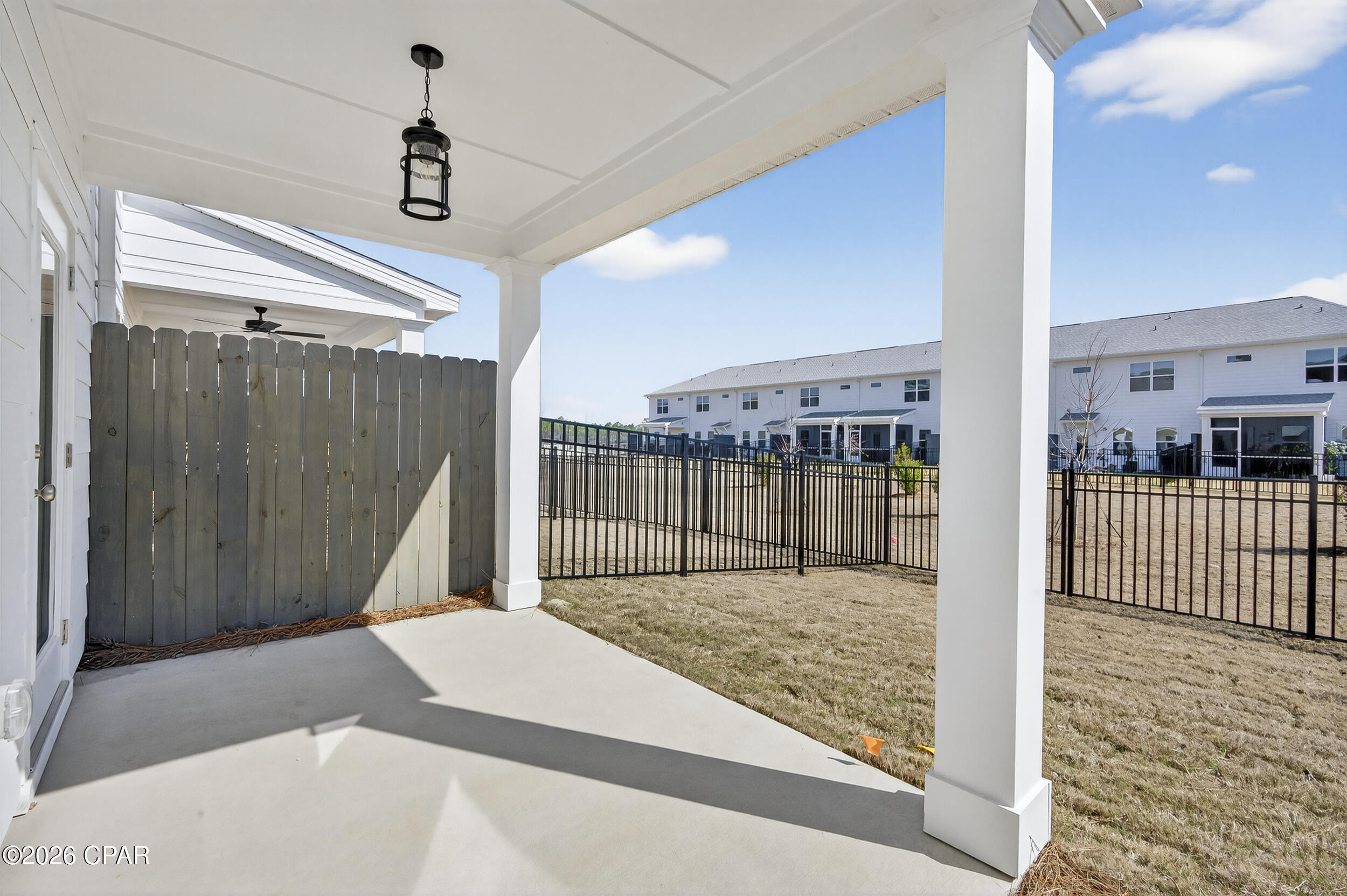 Colonial Landing - Residential