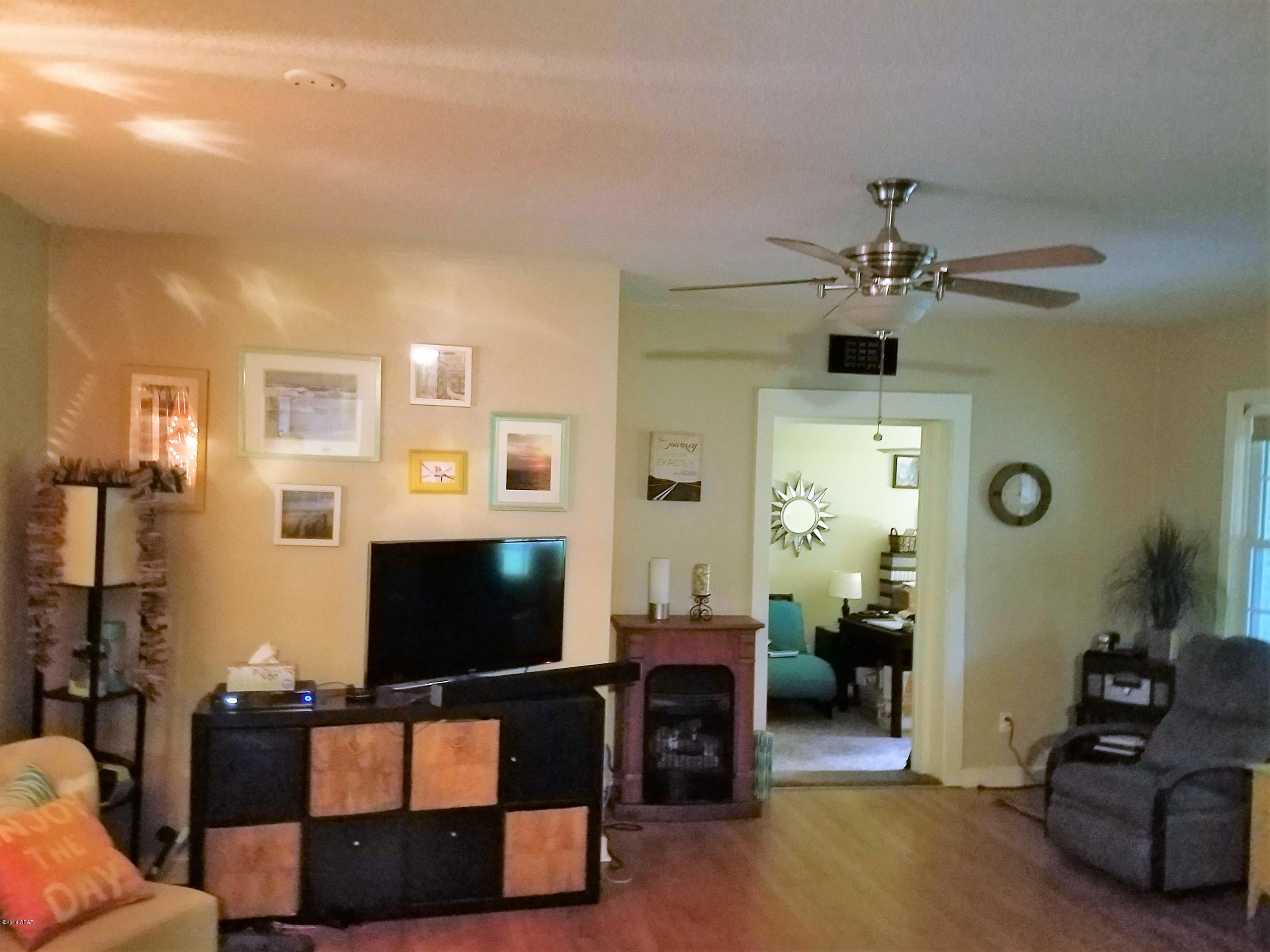 Cove Terrace 3rd Add - Residential