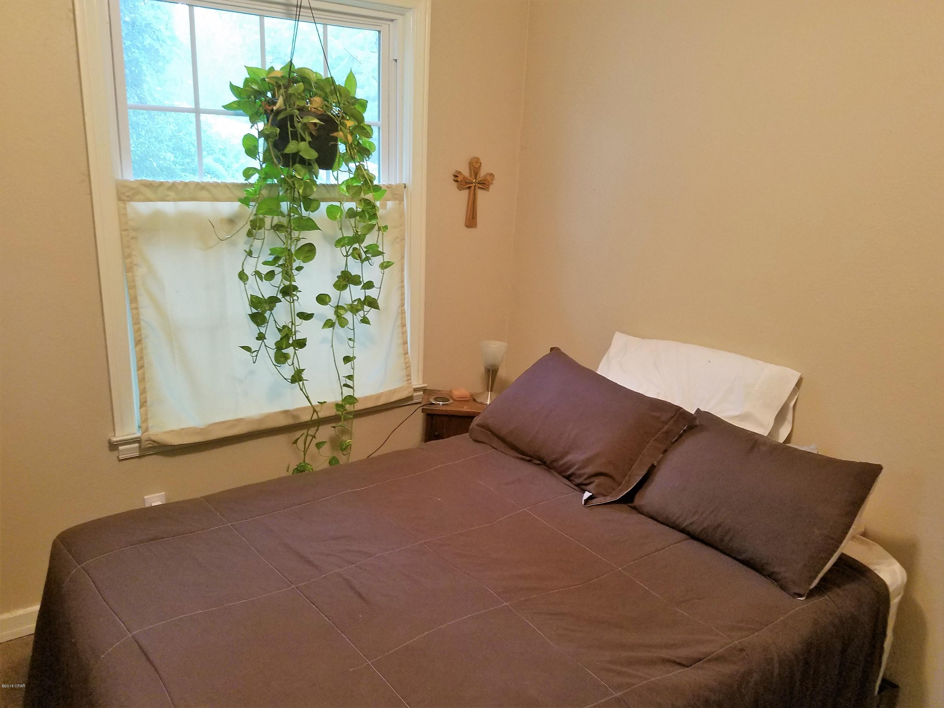 Cove Terrace 3rd Add - Residential