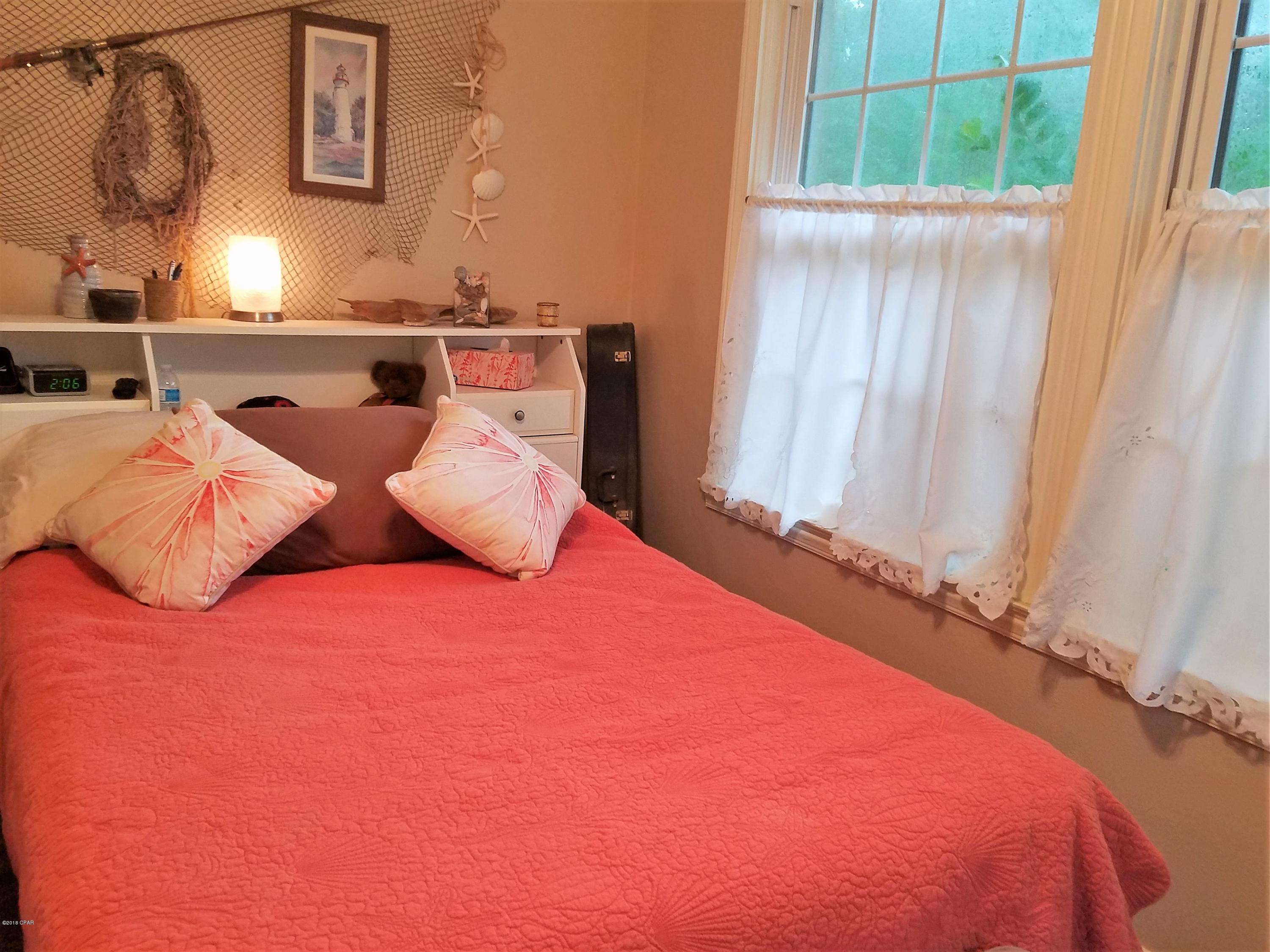 Cove Terrace 3rd Add - Residential