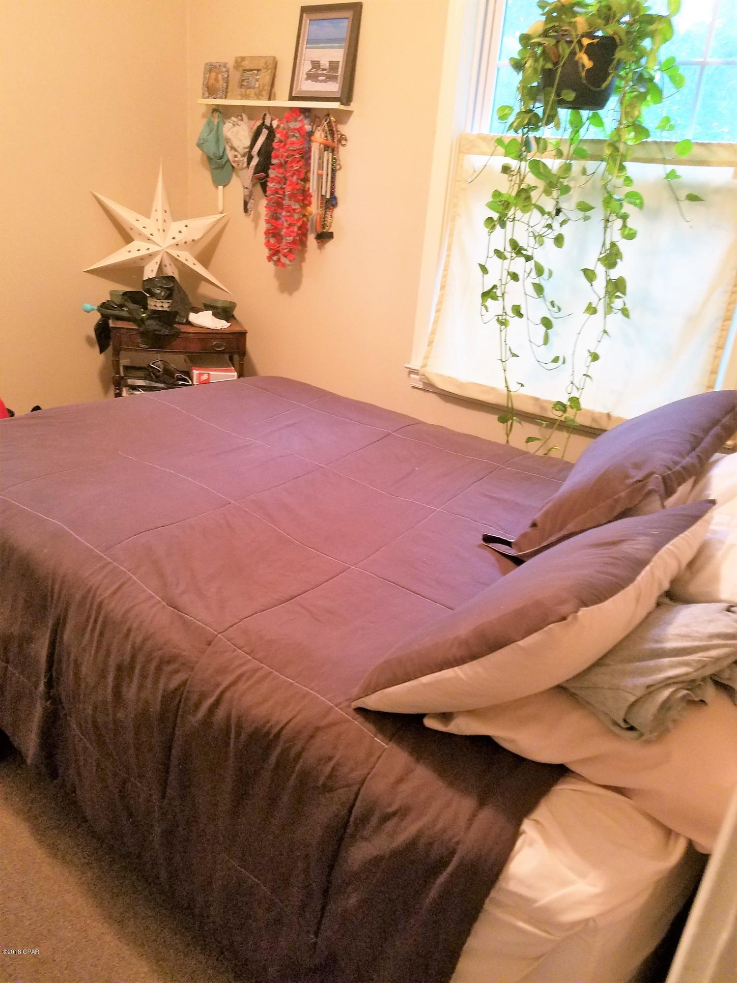 Cove Terrace 3rd Add - Residential