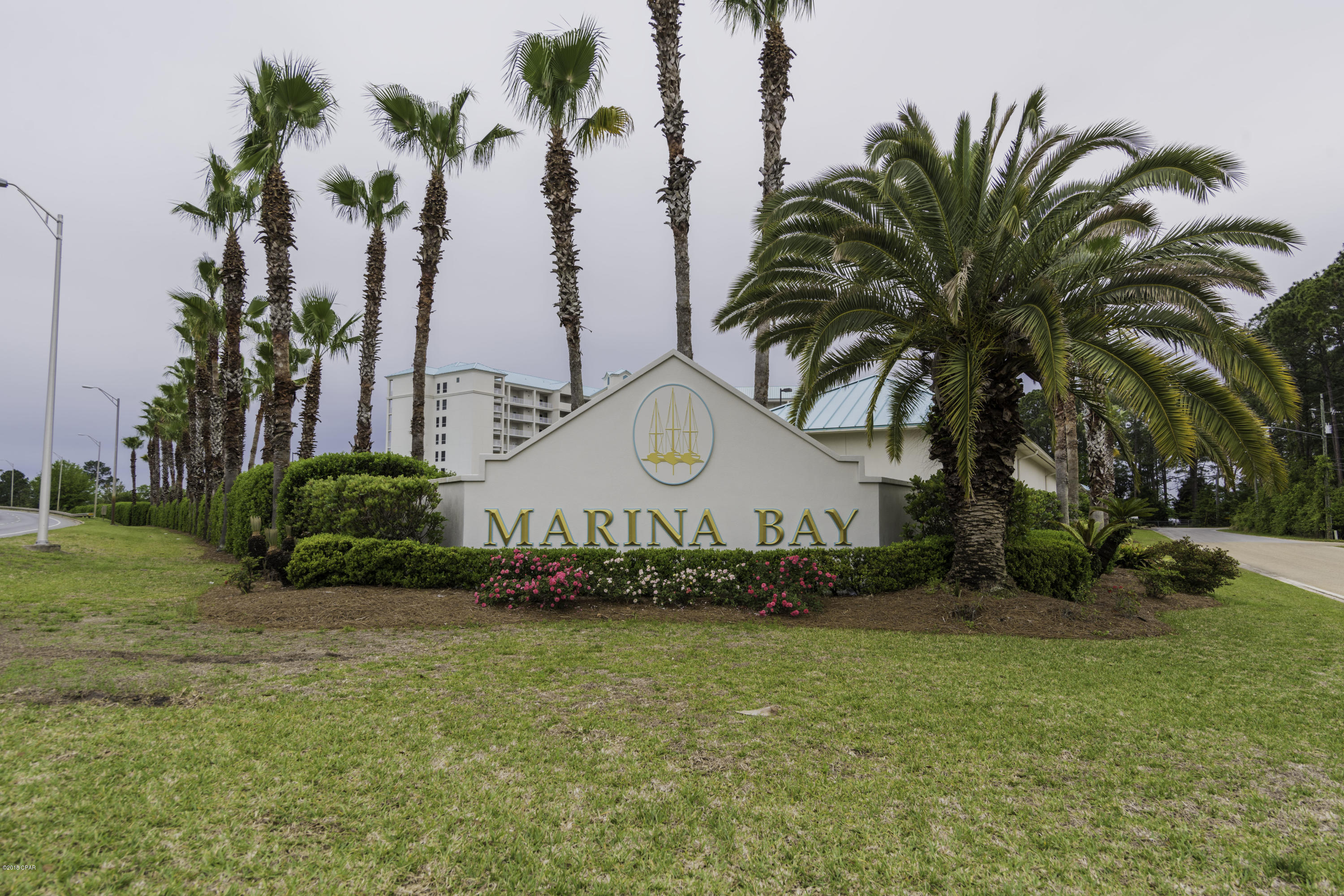 Marina Bay Condo - Residential