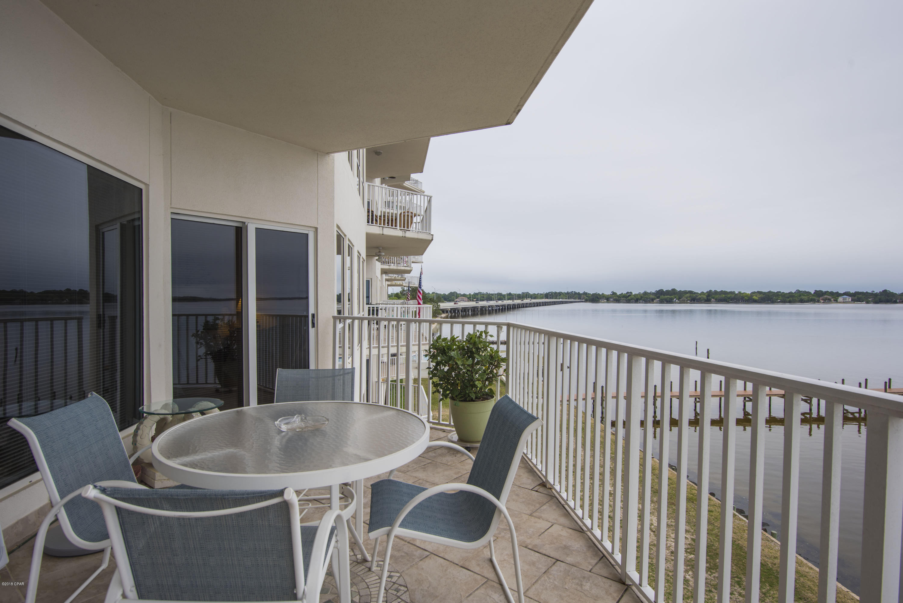 Marina Bay Condo - Residential