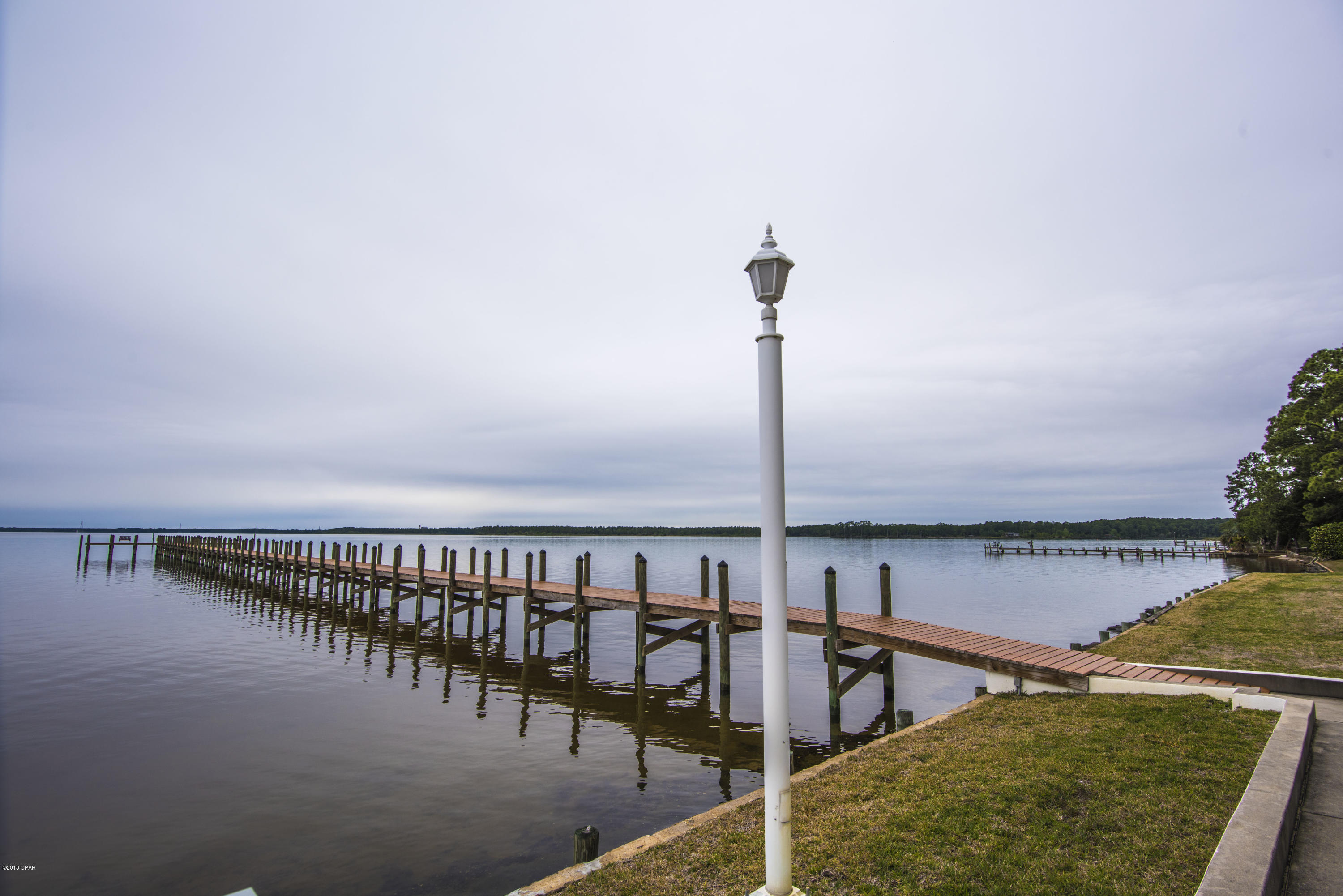 Marina Bay Condo - Residential