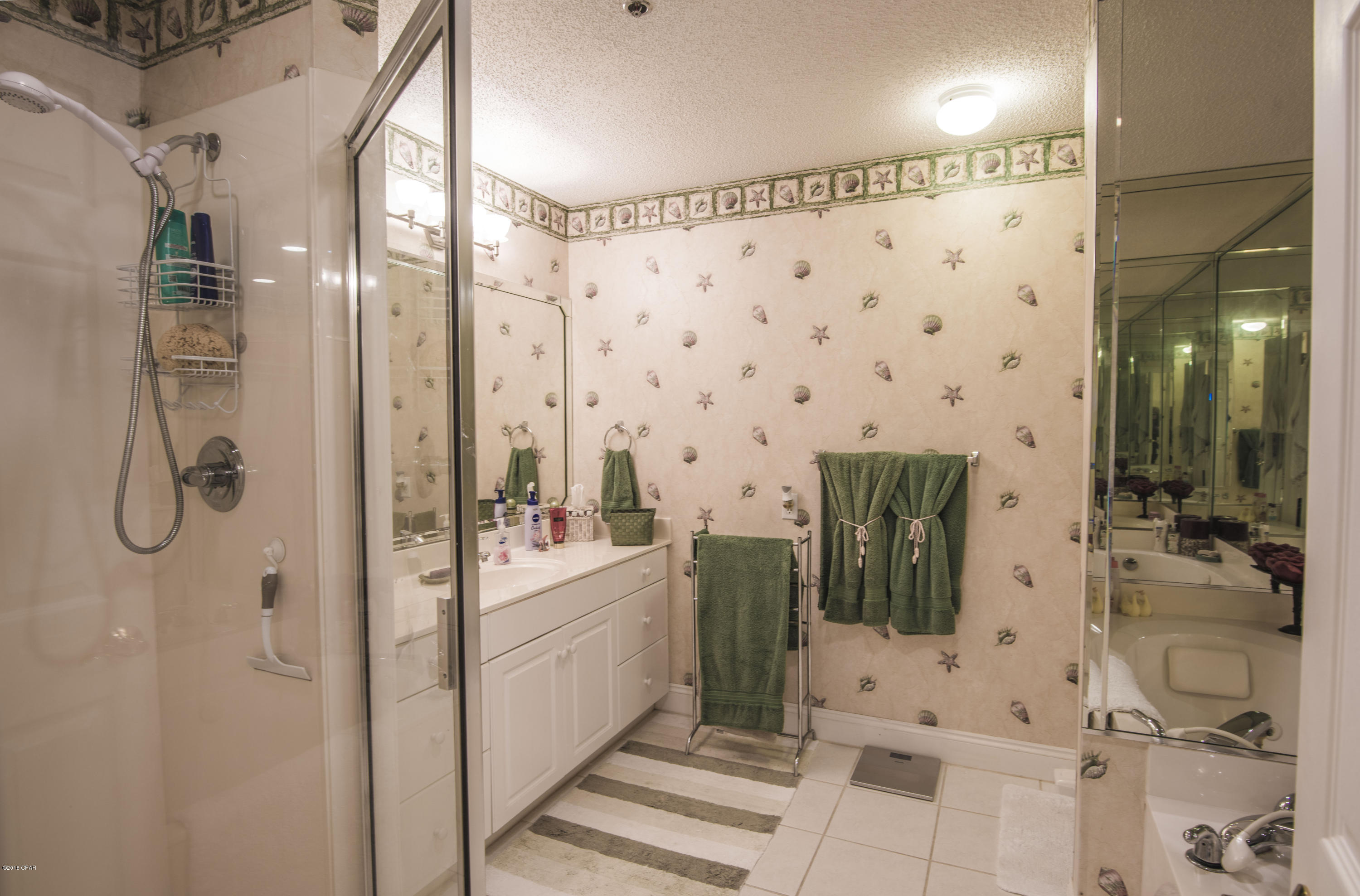 Marina Bay Condo - Residential