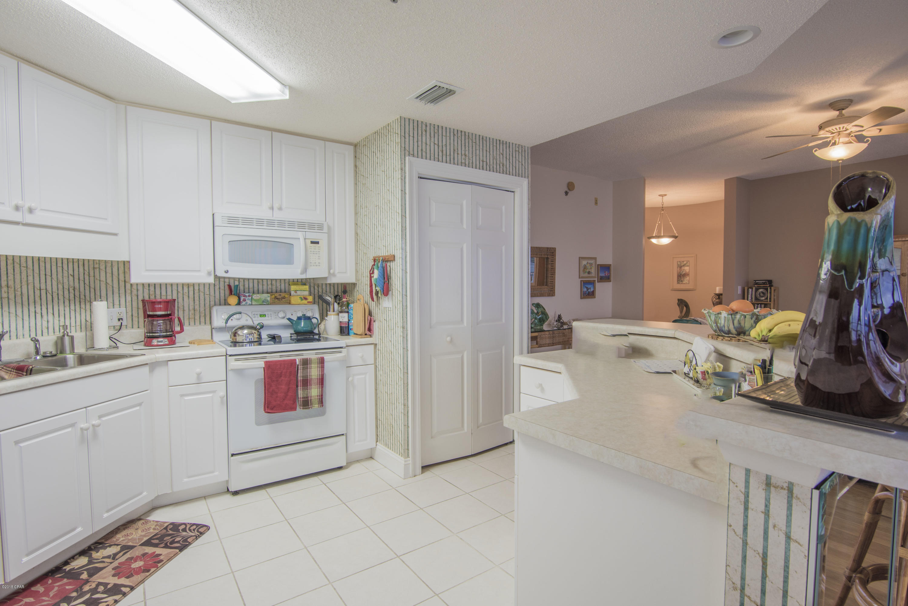 Marina Bay Condo - Residential