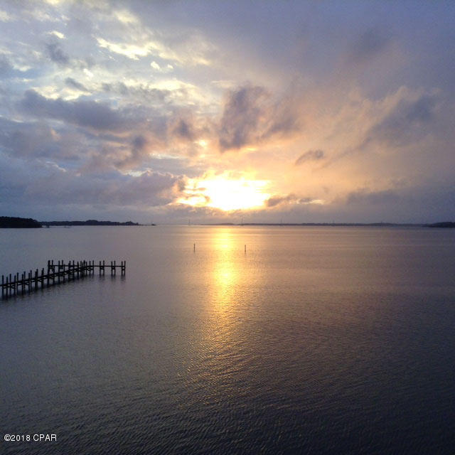 Marina Bay Condo - Residential