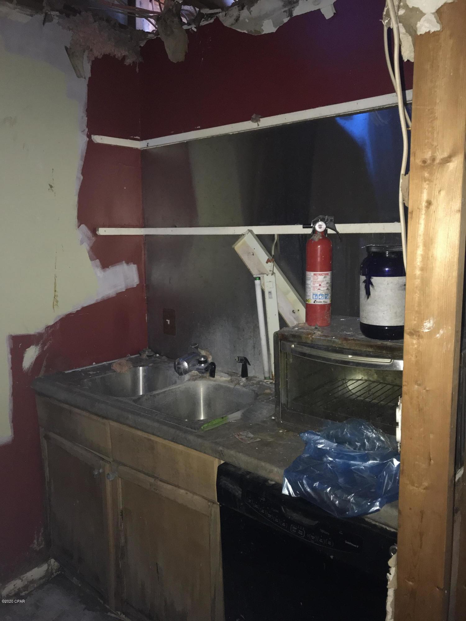 College Point 2nd Add - Residential