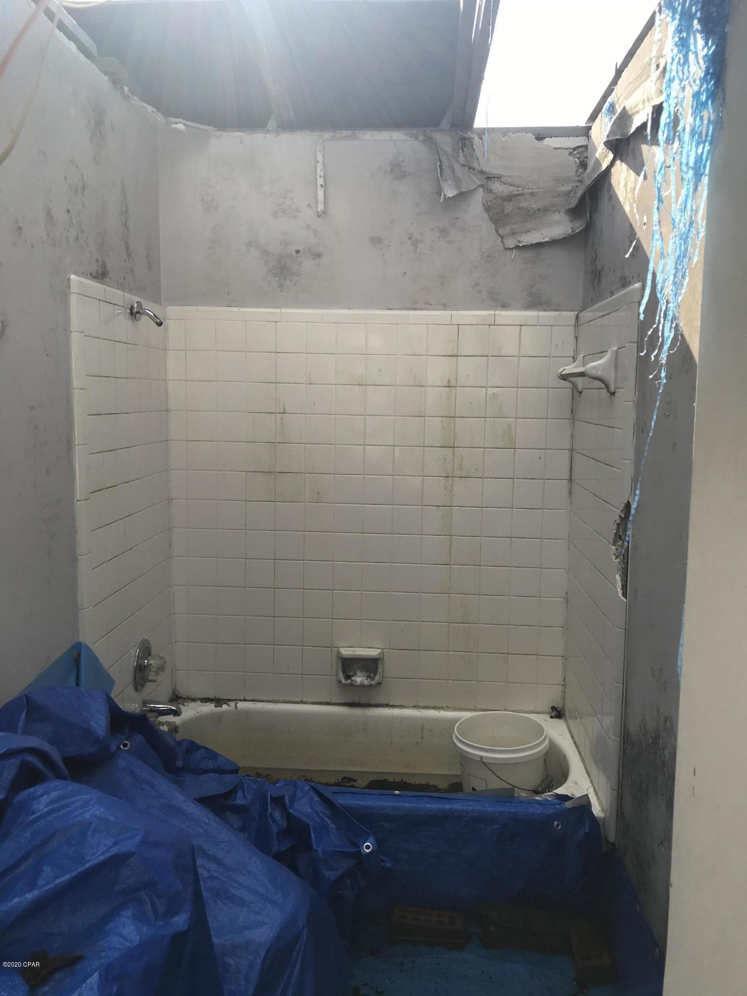 College Point 2nd Add - Residential