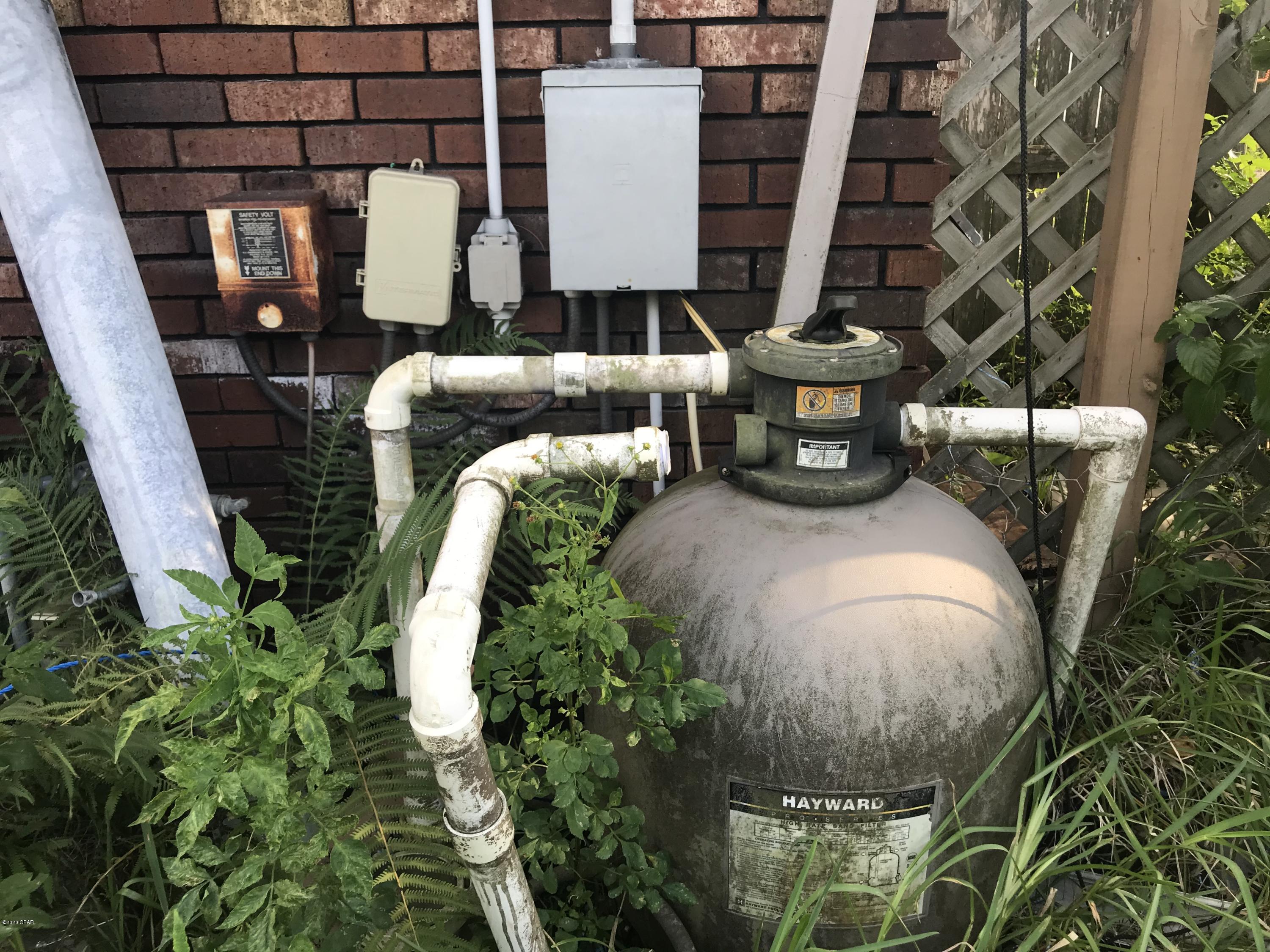 College Point 2nd Add - Residential