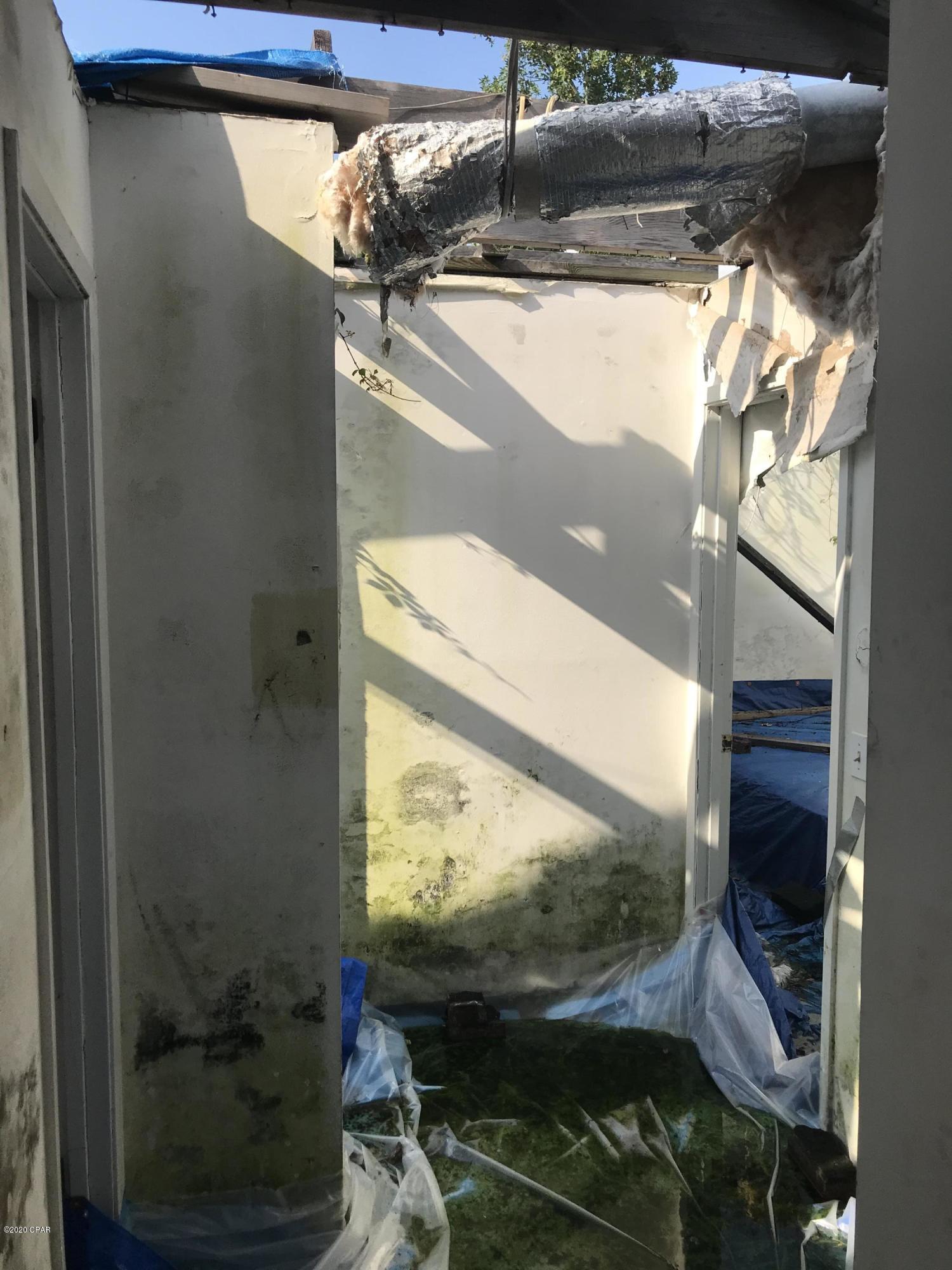 College Point 2nd Add - Residential