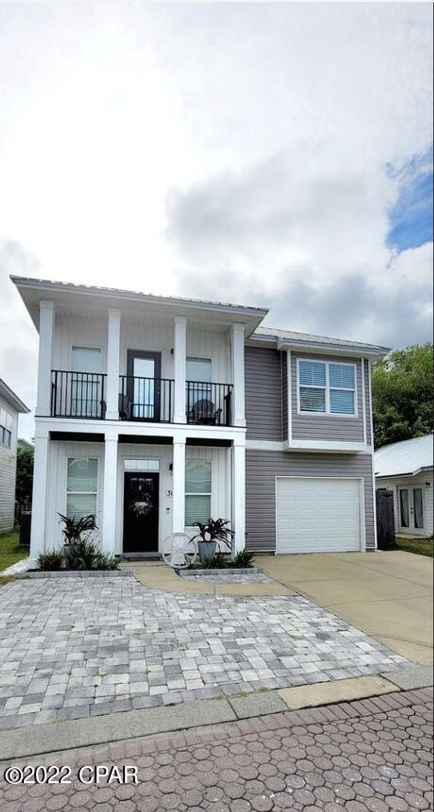 3 Bed 2 bath, open floor plan in Callaway corners.  Updated with a modern contemporary feel.  Back yard laid out to effectively entertain and host family events.



Entered in for comp purposes only.