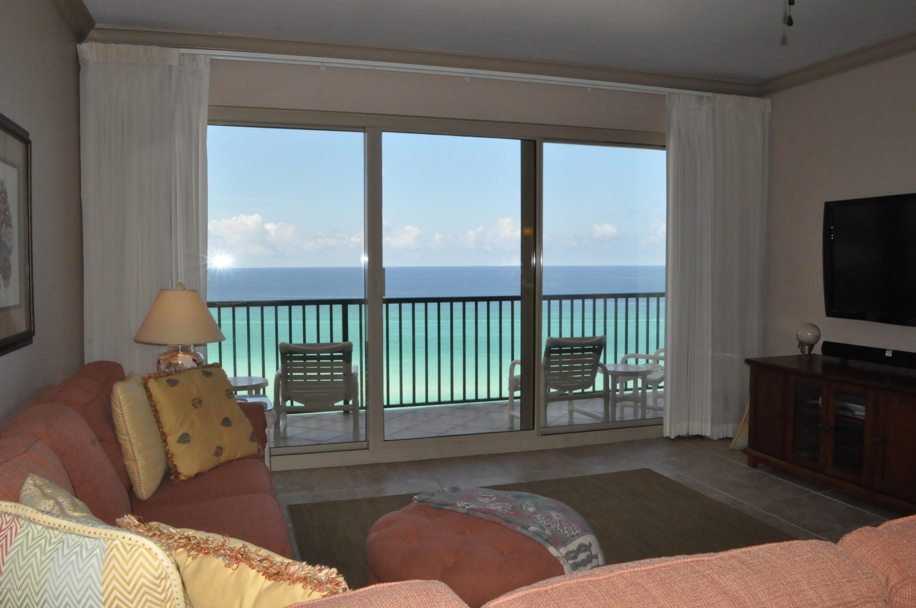 Summerwinds Condo - Residential