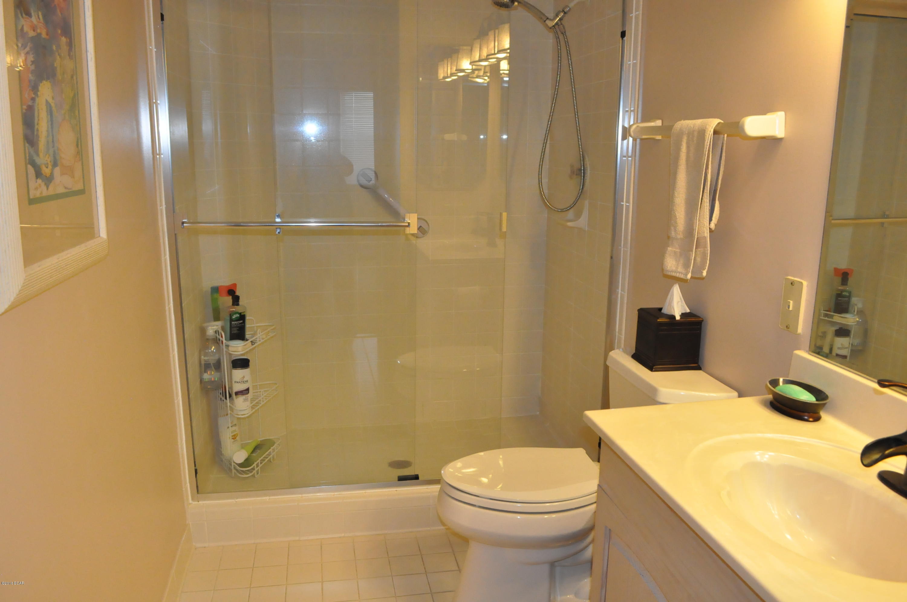 Summerwinds Condo - Residential