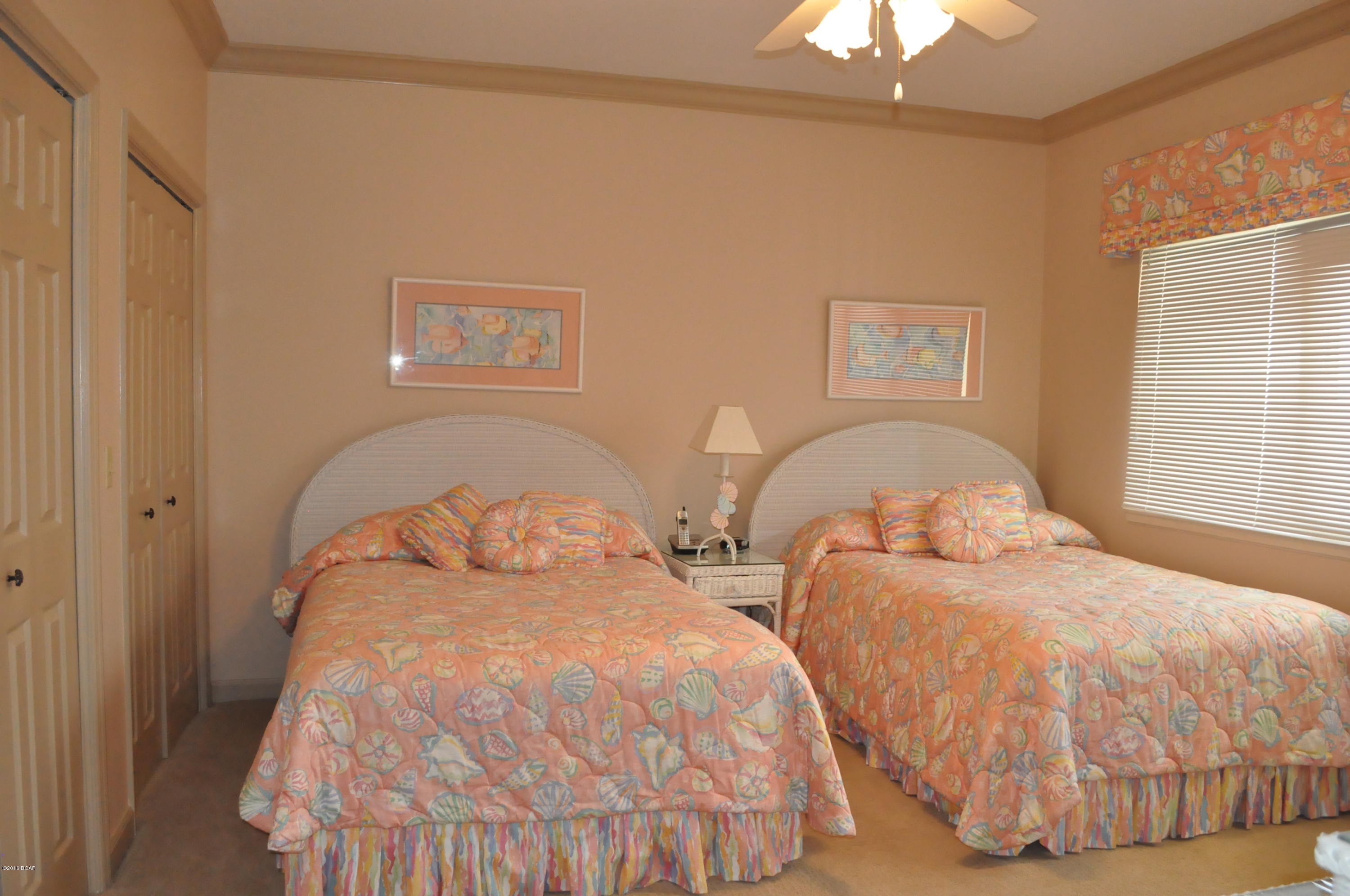 Summerwinds Condo - Residential