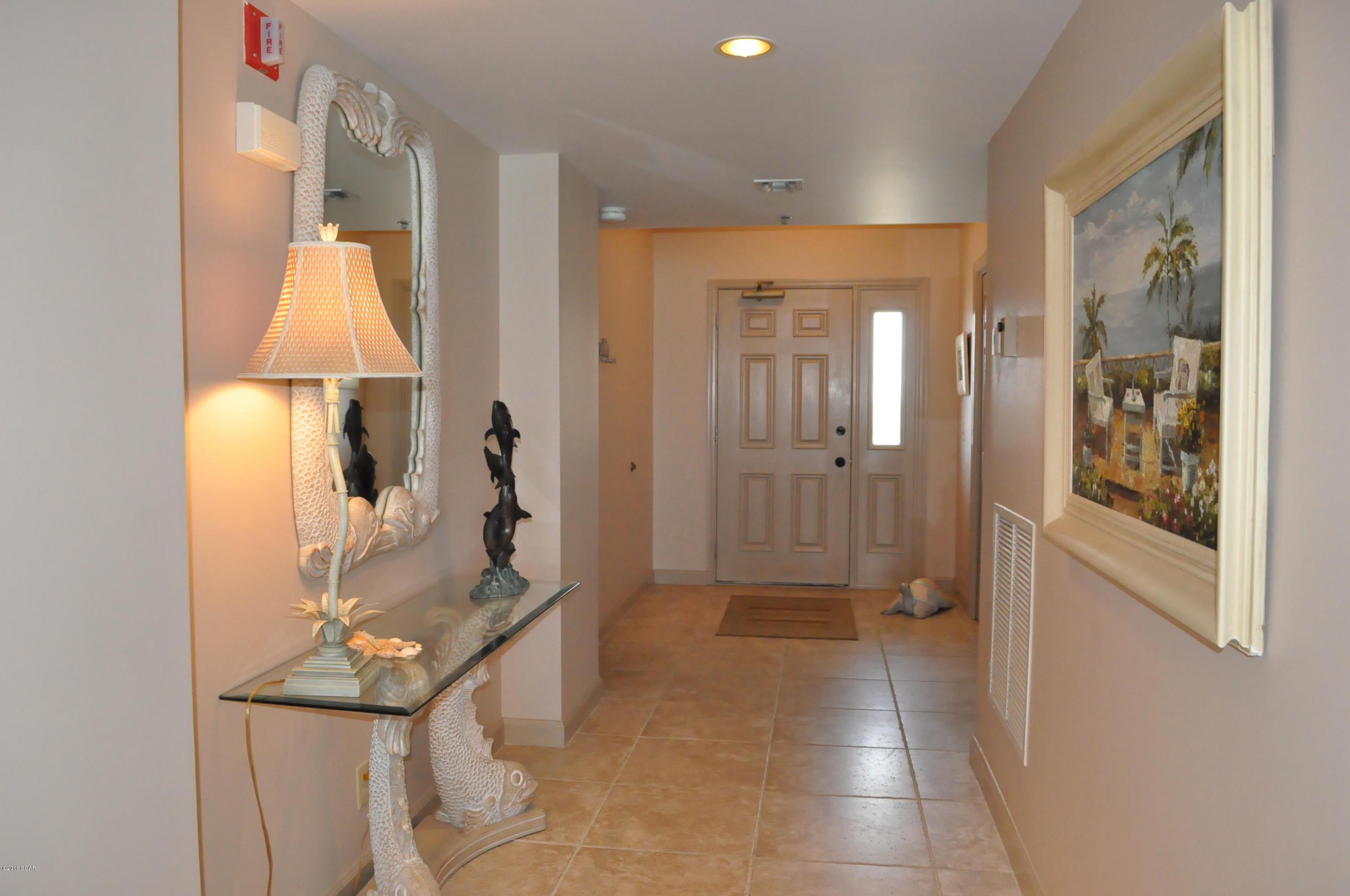 Summerwinds Condo - Residential