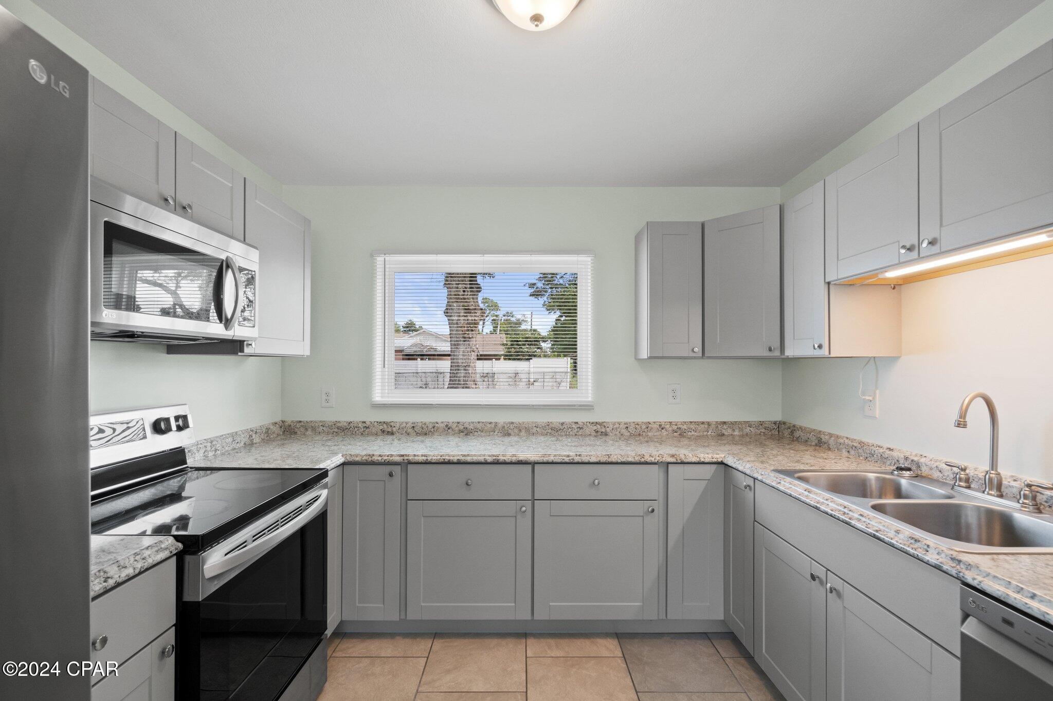 Old Orchard 1st Add - Residential