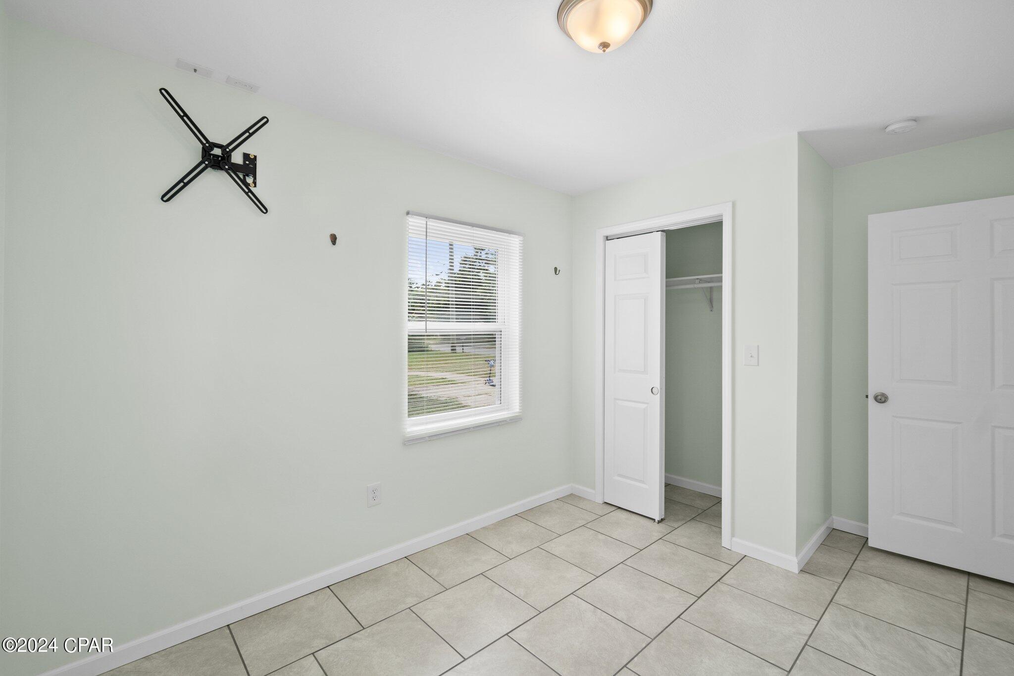 Old Orchard 1st Add - Residential