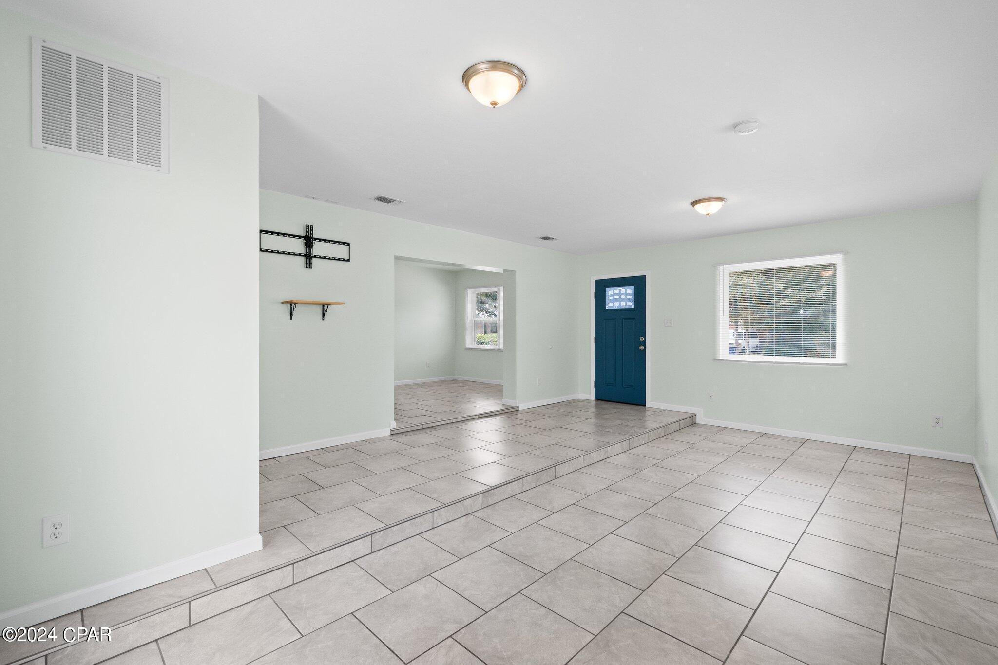 Old Orchard 1st Add - Residential