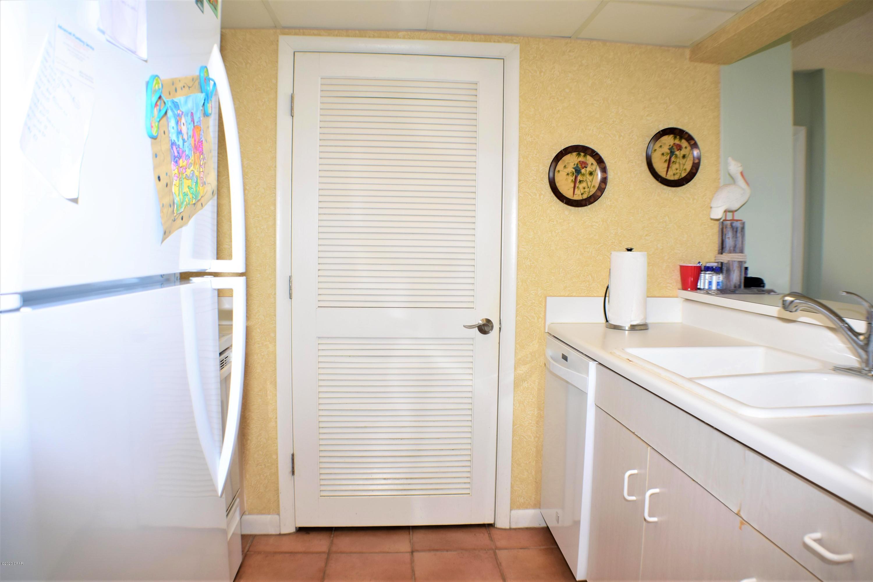 Long Beach Towers II - Residential