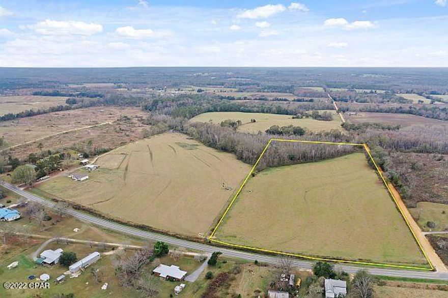 UNDER CONTRACT, SELLER IS ACCEPTING BACK-UP OFFERS 

WHAT A BEAUTIFUL 17 ACRES FOR THAT NEW HOME!!! This is a beautiful 17 acres that has so many possibilities!  Build that new home here and have plenty of room for the horses or cows.  

Maybe you have livestock and need a place to keep them.......this is it.  Pasture is Tift-Quick bahaia grass and is completely fenced. Call to see this gorgeous parcel of land today!