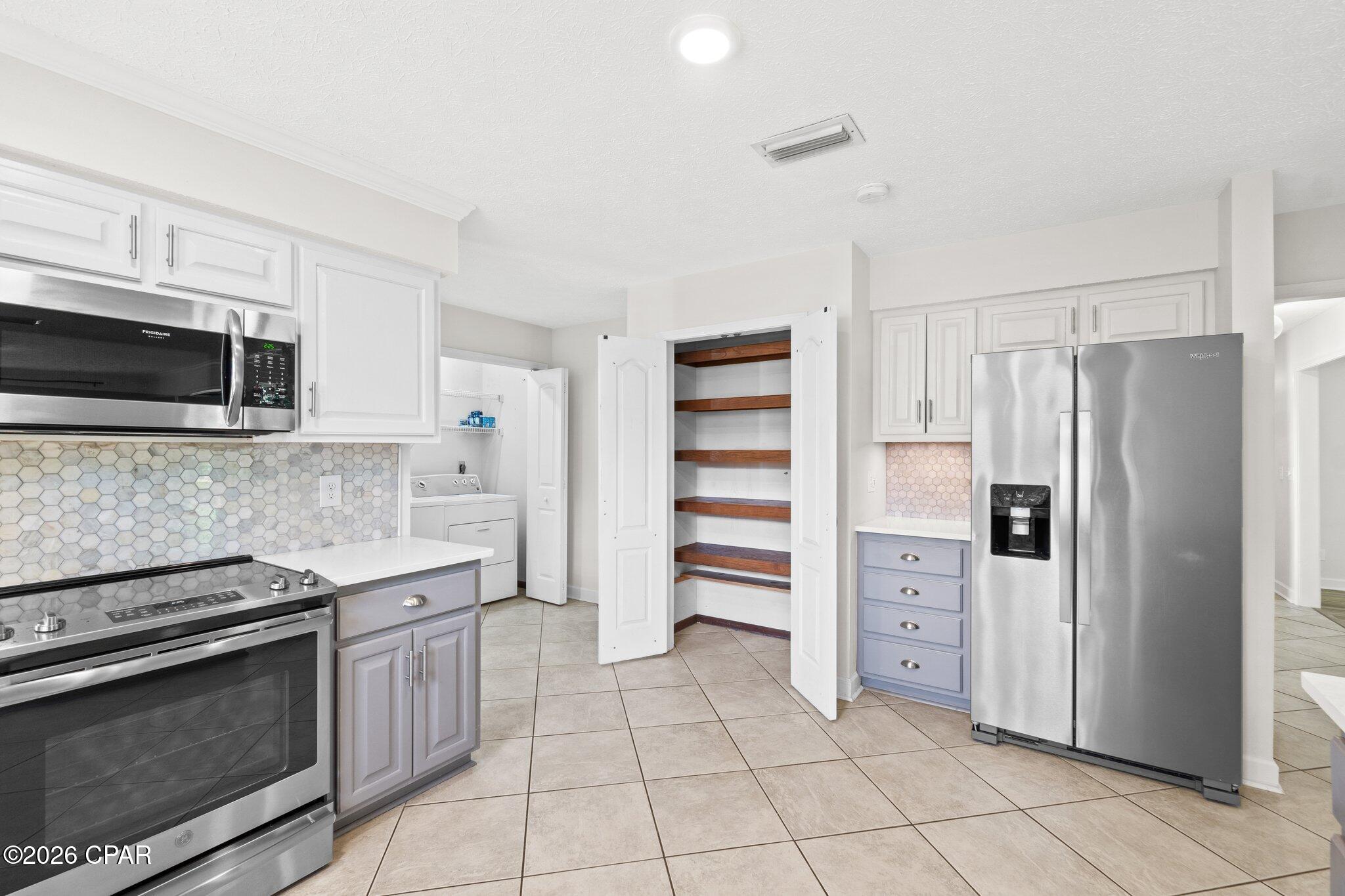 Derby Woods - Residential Lease